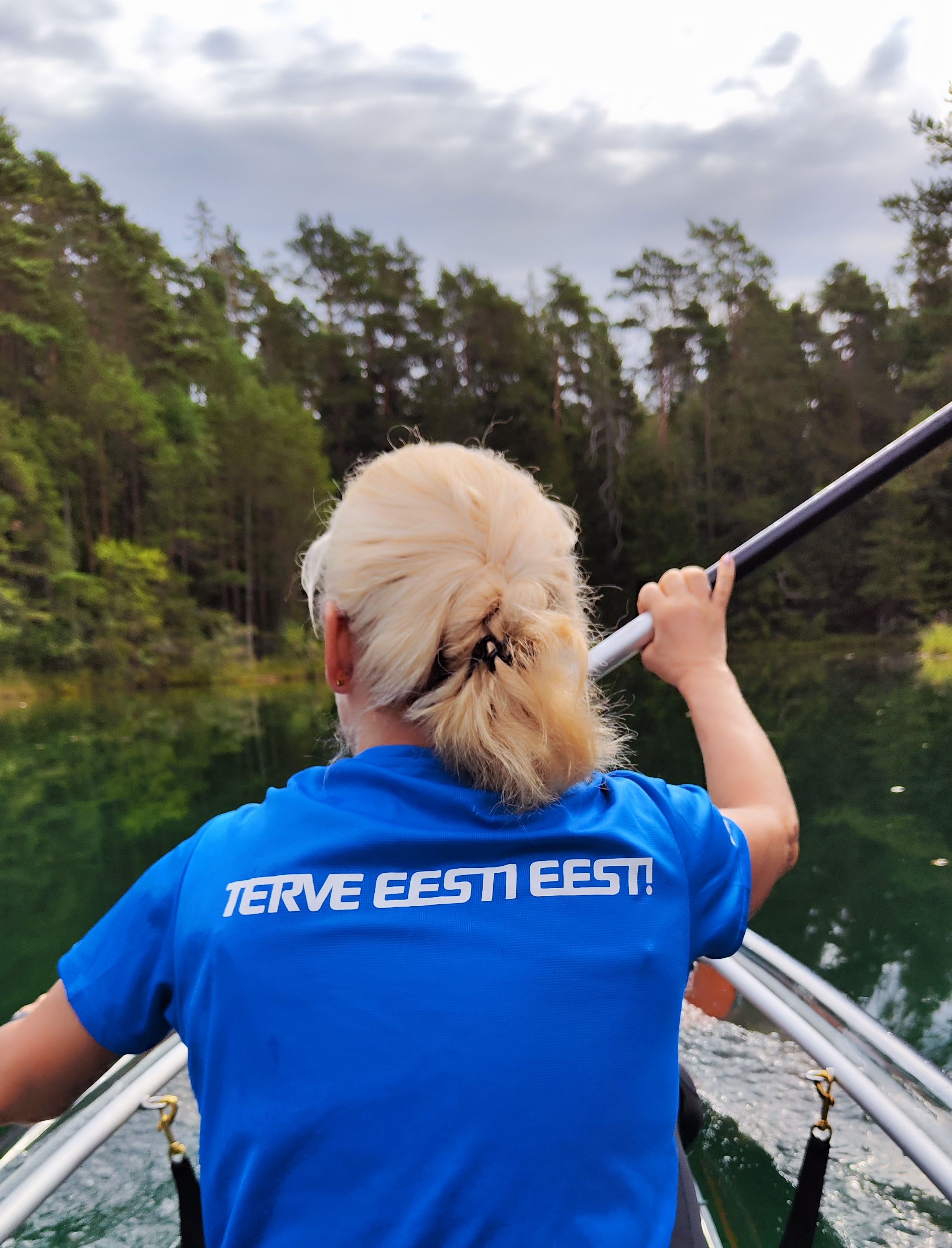 Klaaskajakiga Äntu Sinijärvel