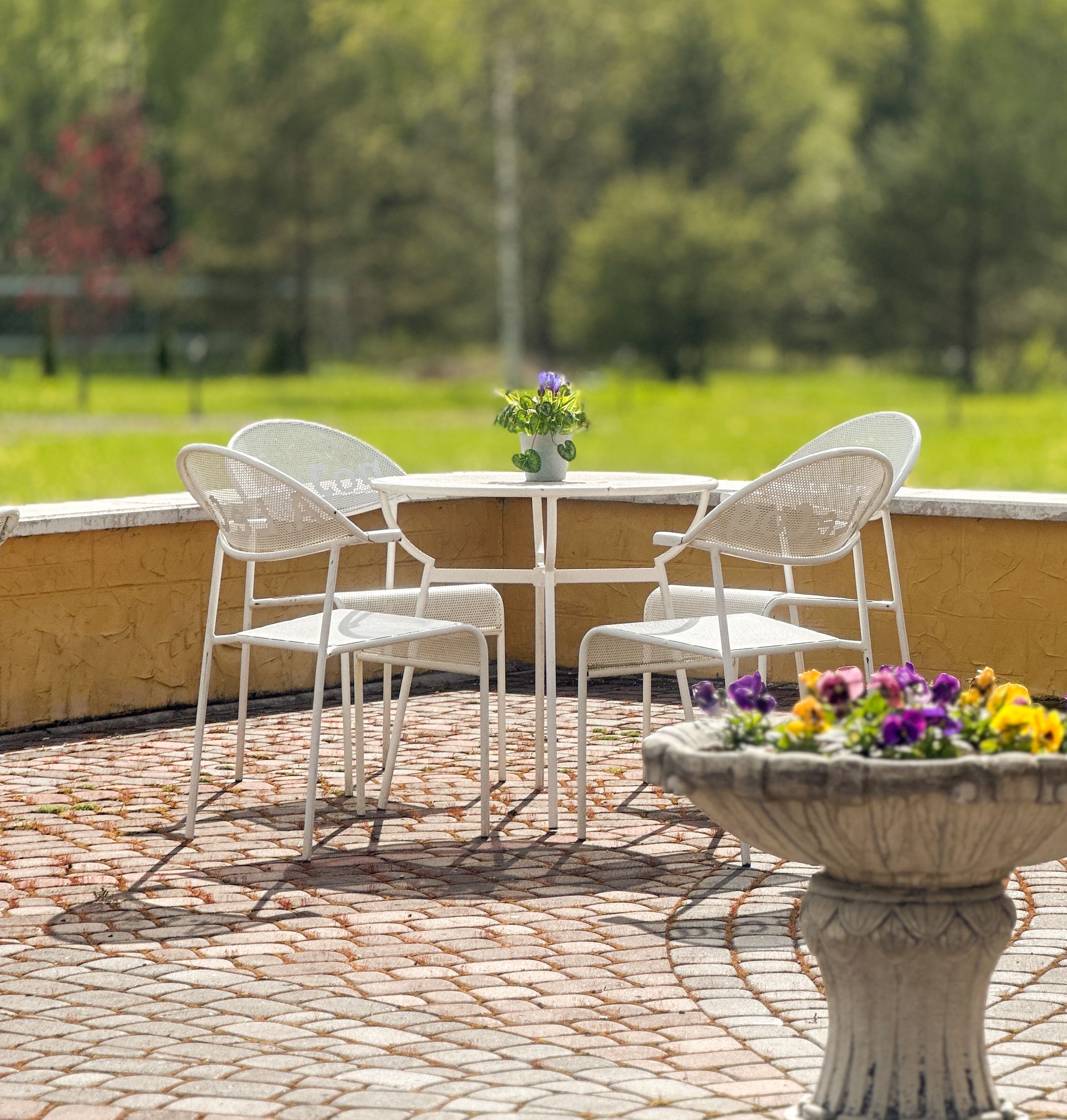 Terrasse des Restaurants Ruunawere Postimõisa