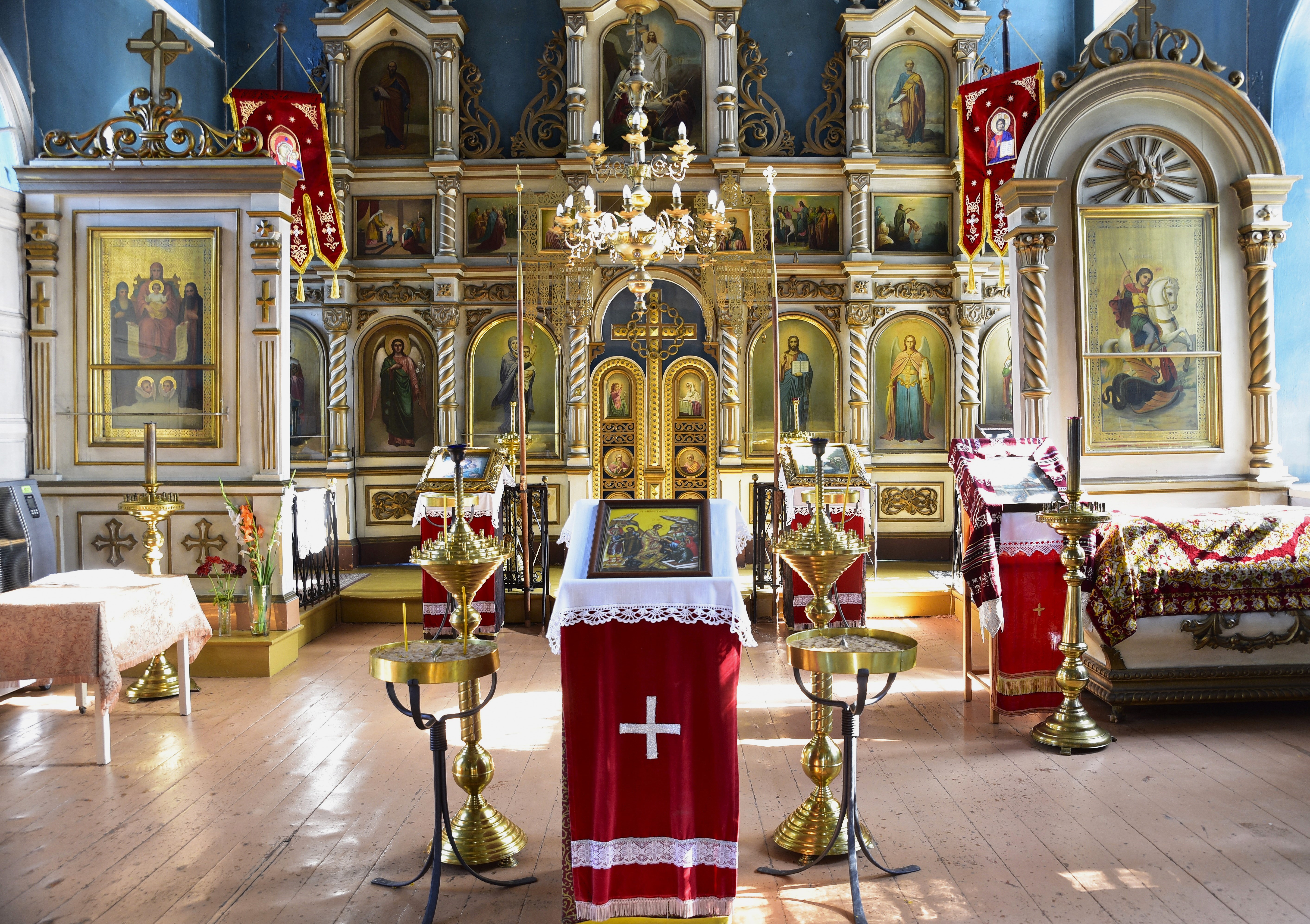 Constructed of field stones and brick, Värska Orthodox Church has Saint George as its patron saint. The most significant holiday for the church is the