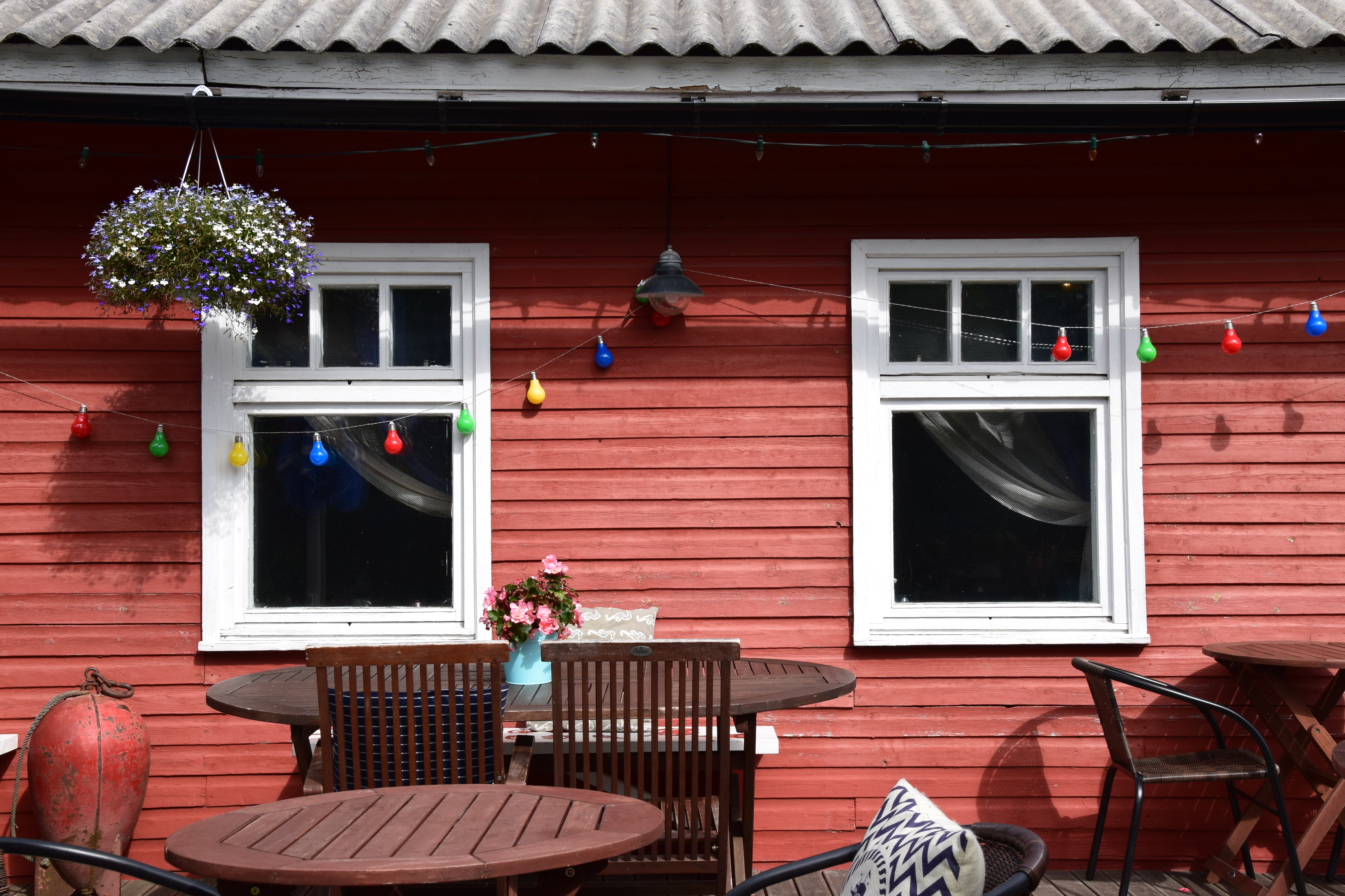 Lahemaa restoran Wana Kala Kõrts väliterrass