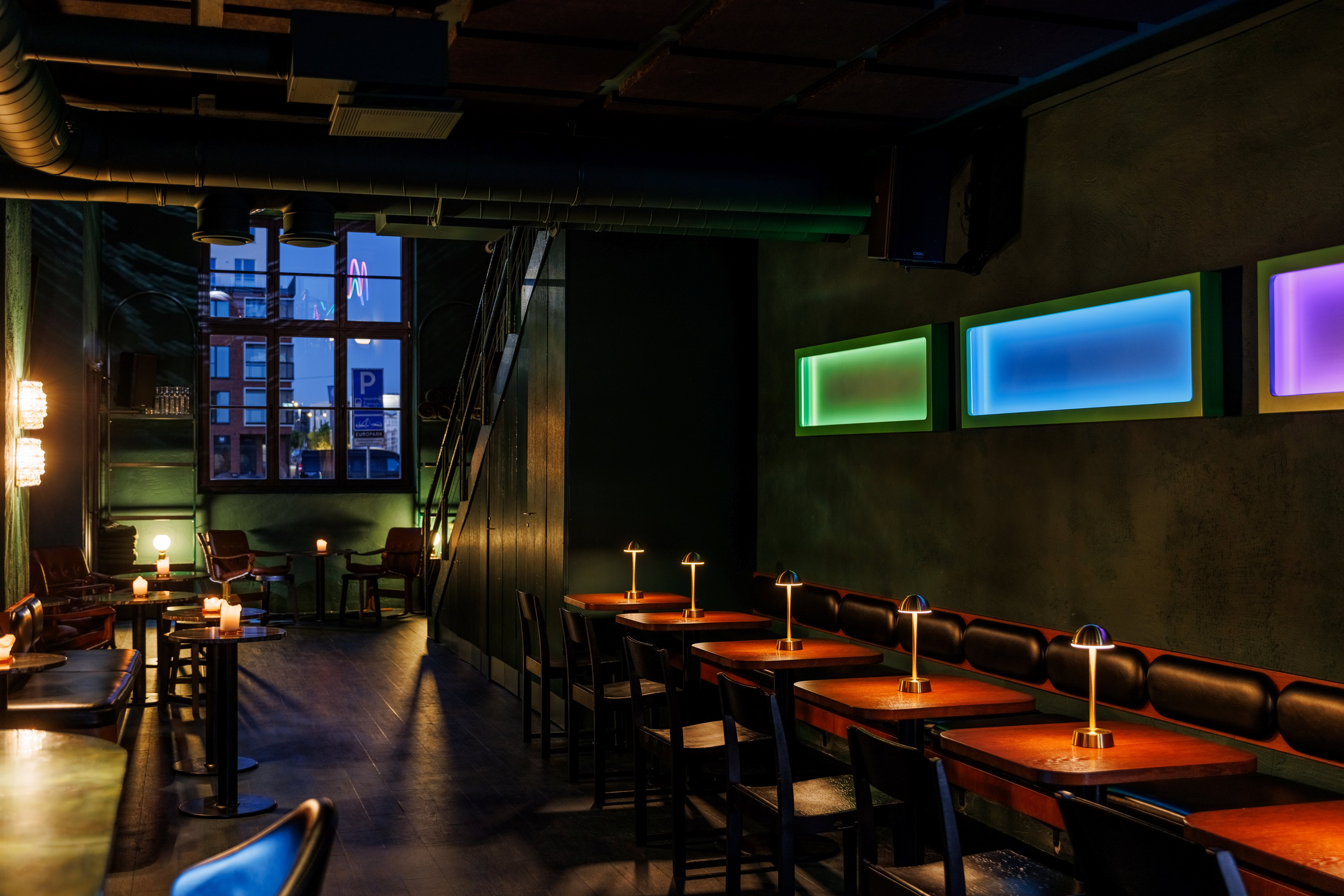 Lessner's interior, 1st floor, viewed from the bar