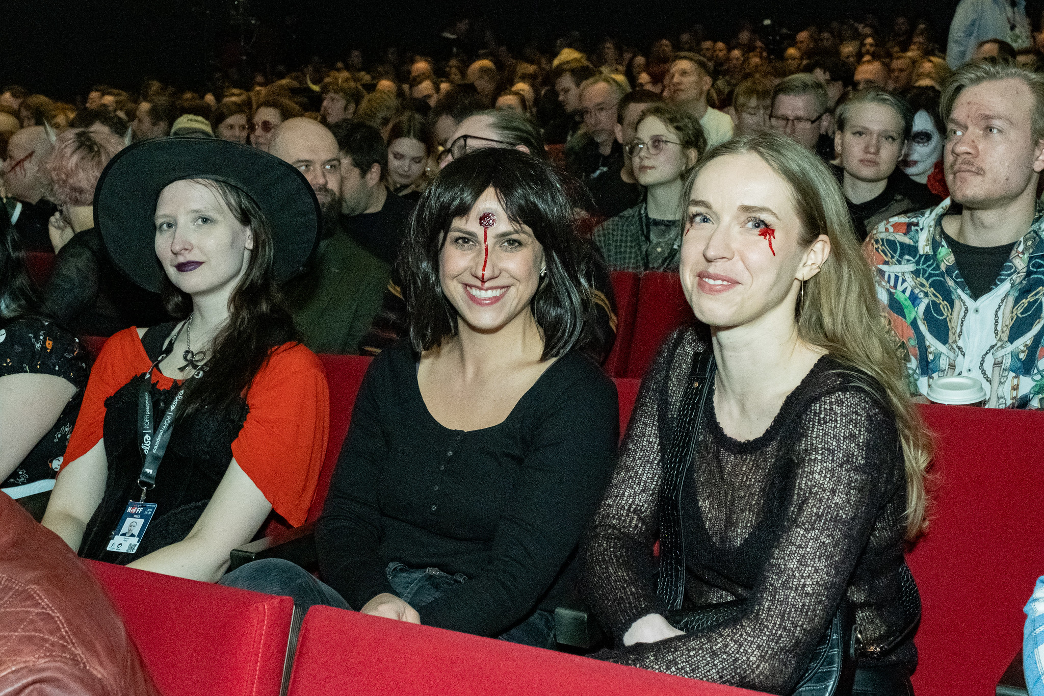 HÕFF Igaunijas un tuvāko valstu publikai iepazīstina šausmu, fantāzijas un kulta filmas, izmantojot tam plašu mūsdienu filmu klāstu. Lai gan Igaunijas