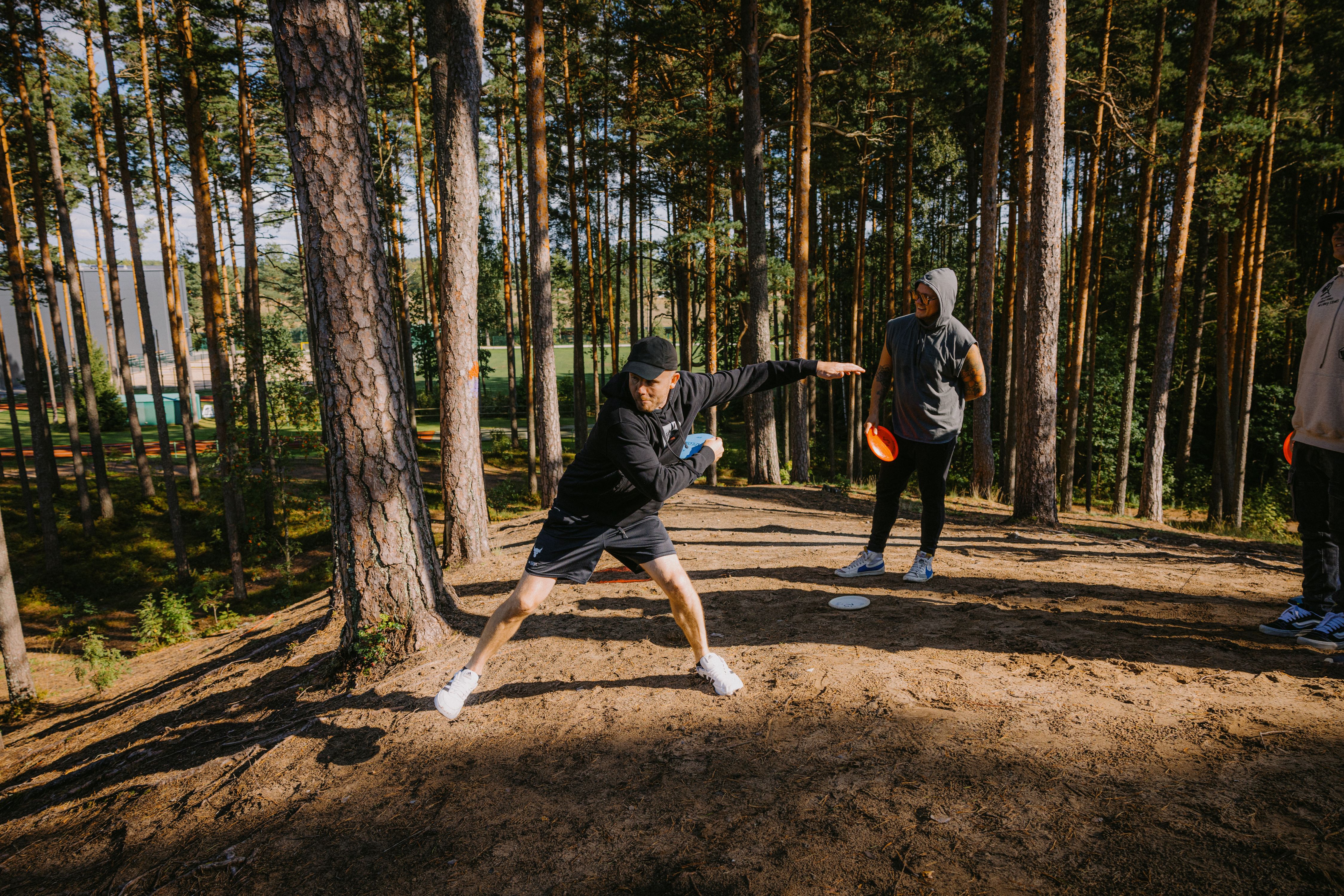 Jõulumäen terveysliikuntakeskuksen frisbeegolfpuisto