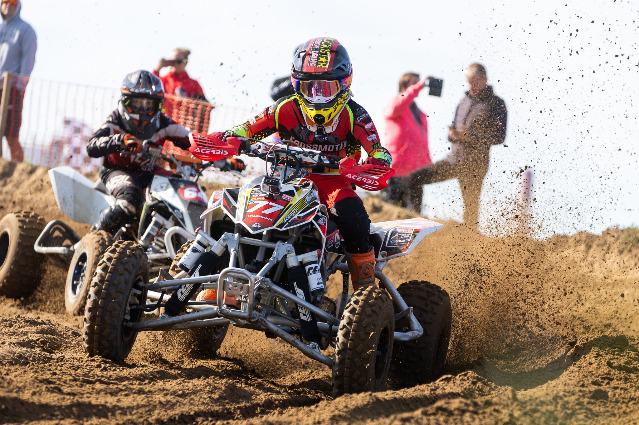 4-rattalised Maardu MX Track motokrossi rajal
