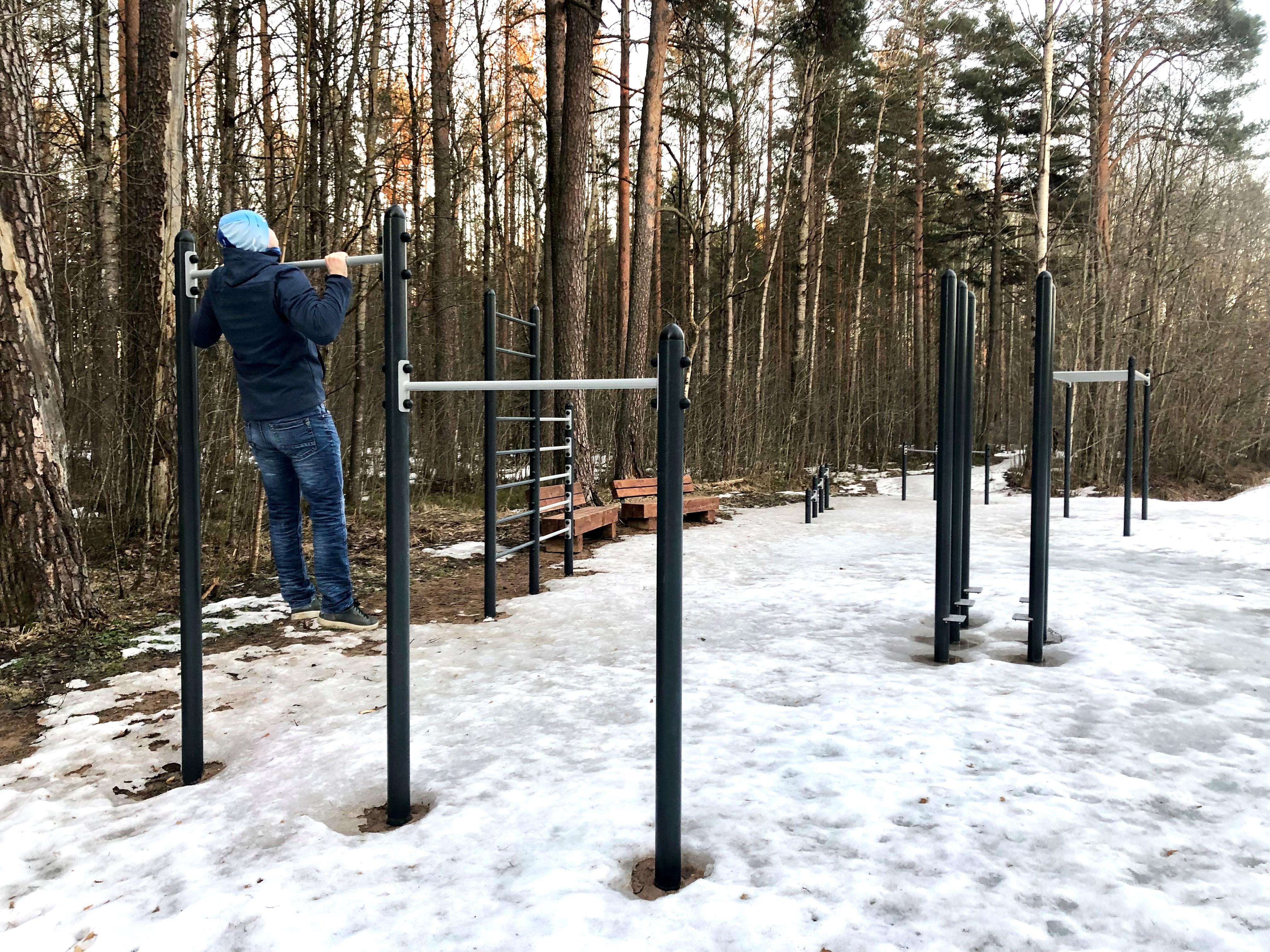 Tiksoja matkarajad ja lõkkekohad treeningvahendid