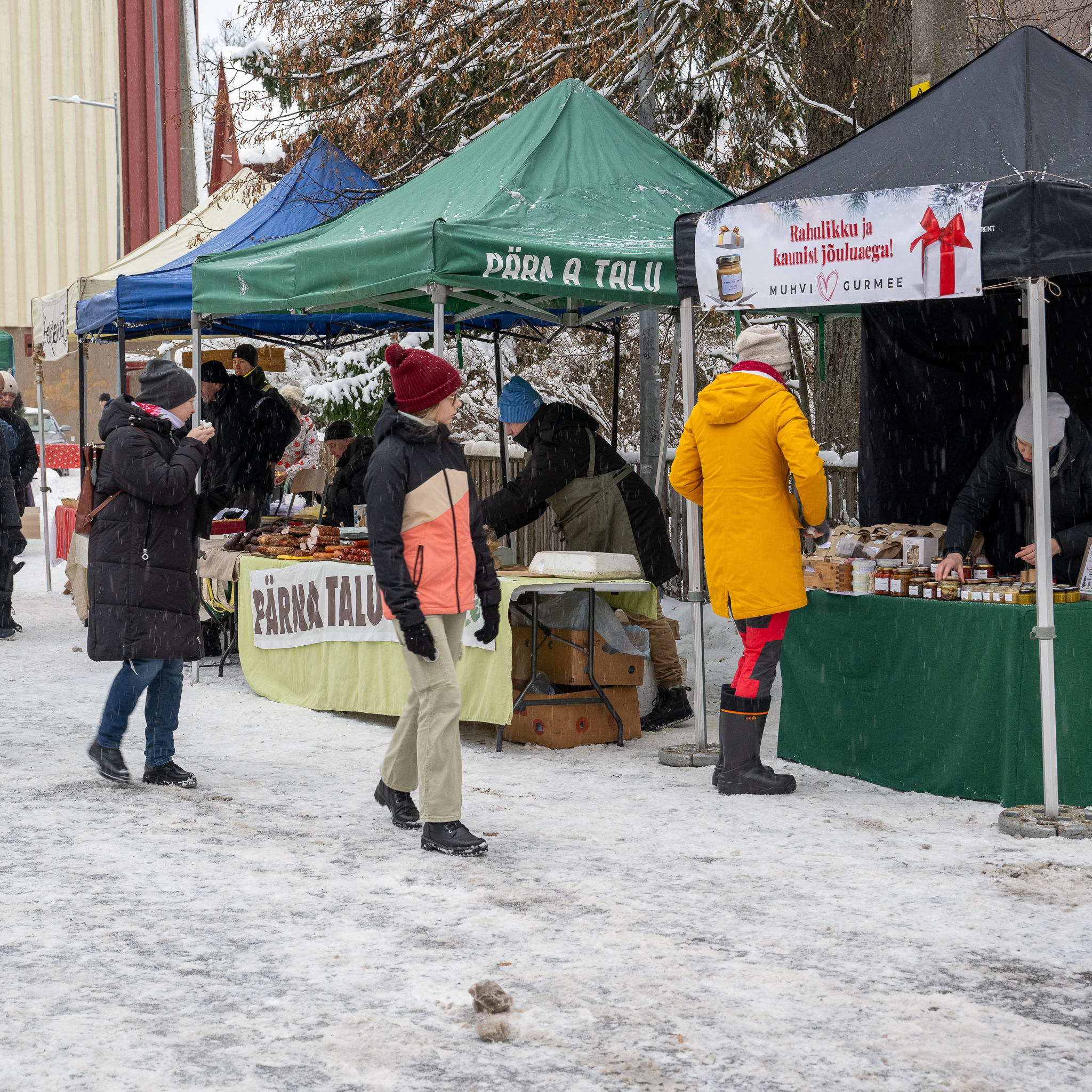 Nõmme jõuluturu putkad