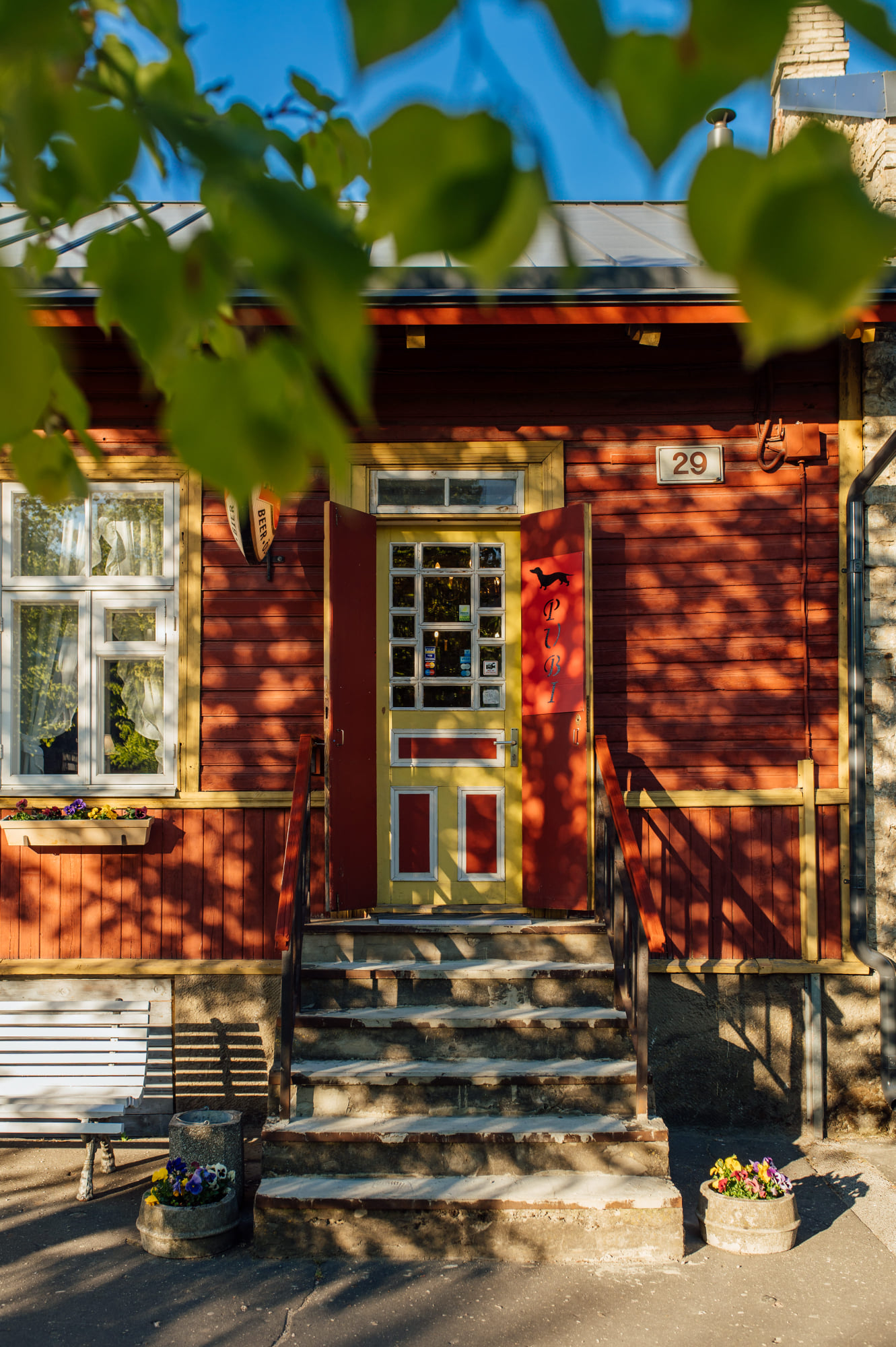 Suvel väljast vaade