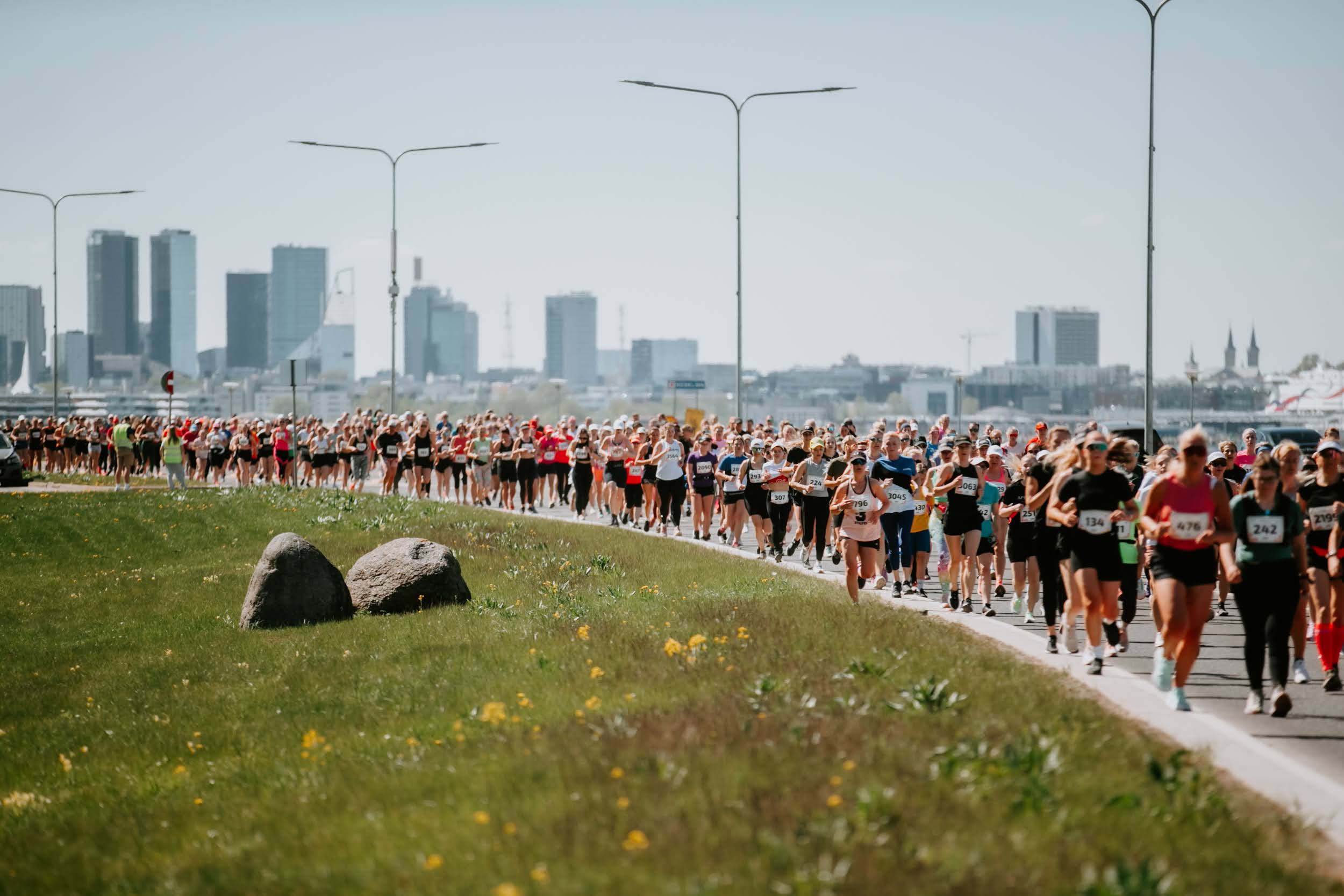 Beim Mailauf handelt es sich um das größte für Frauen gedachte Gesundheits- und Sportereignis aller Zeiten in Estland. Dieser Lauf hat eine bedeutende