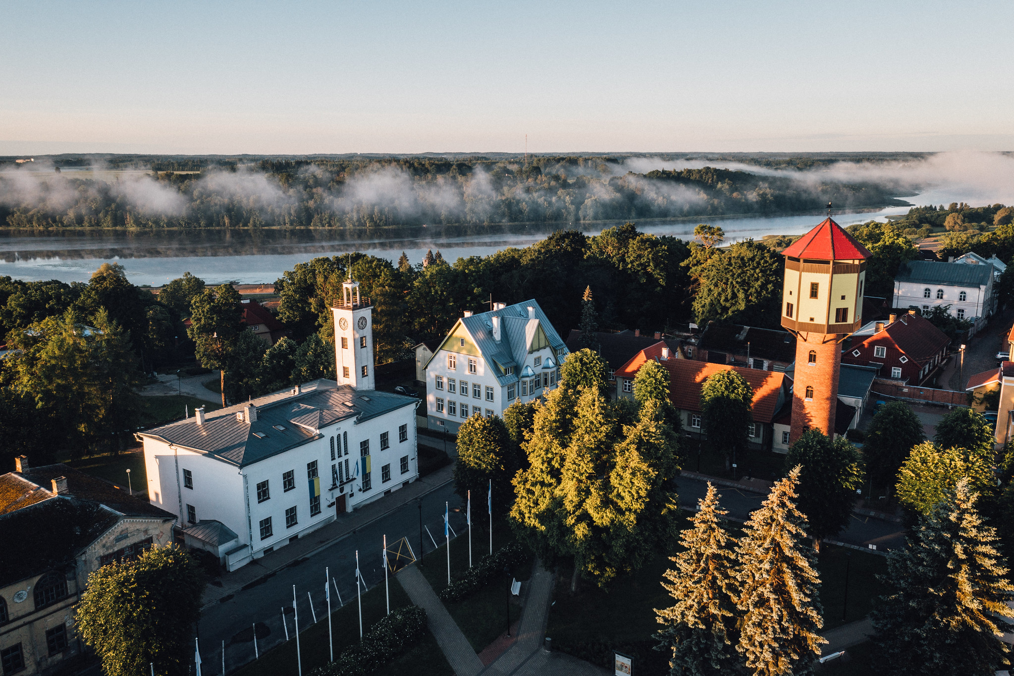 Aerofoto Viljandi vanast veetornist ja vanalinnast