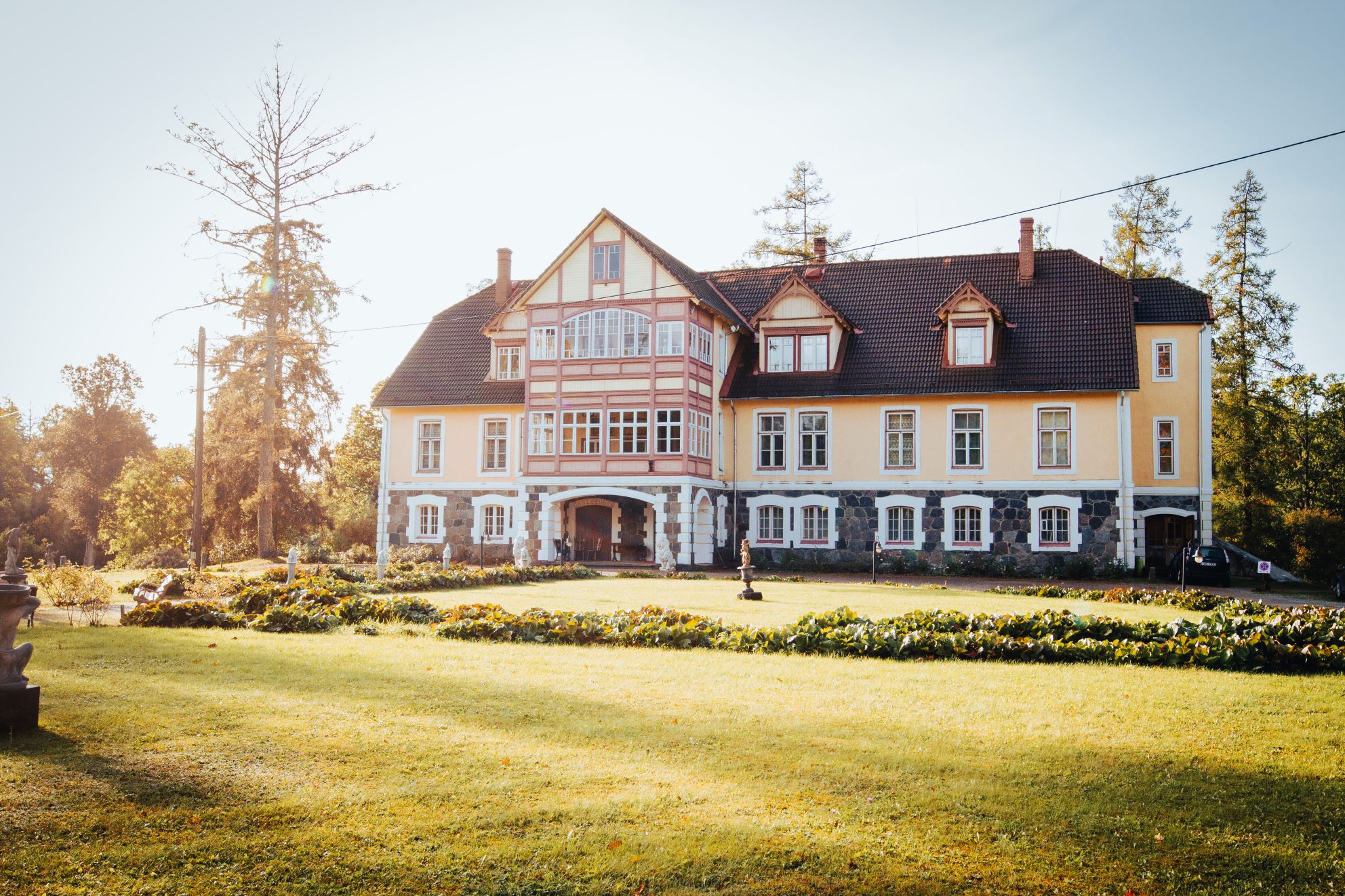 Cantervilla Castle in autumn