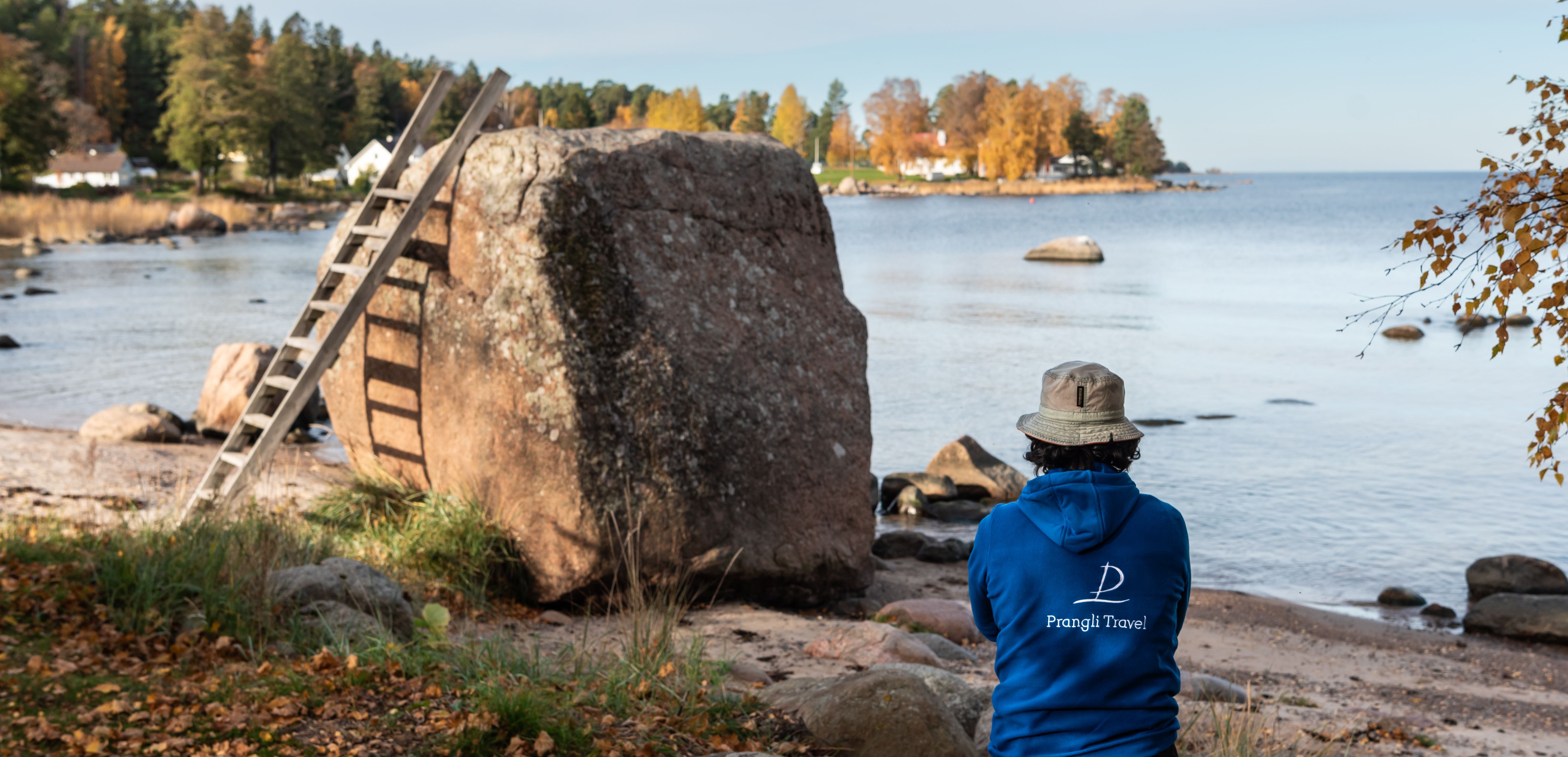 Käsmu fishing village and boulder