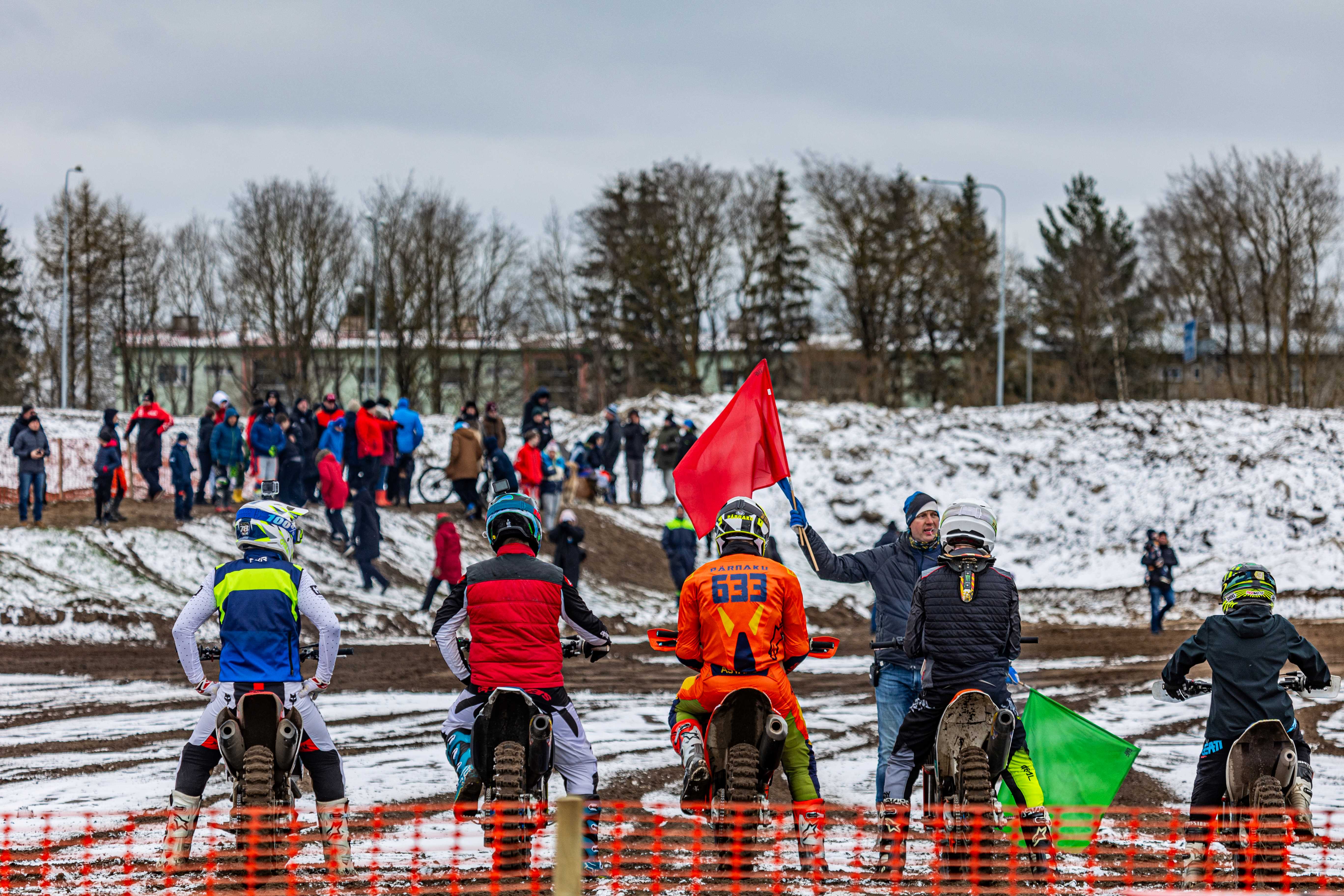 Maardu MX Track motokrossi rajal stardi ootel