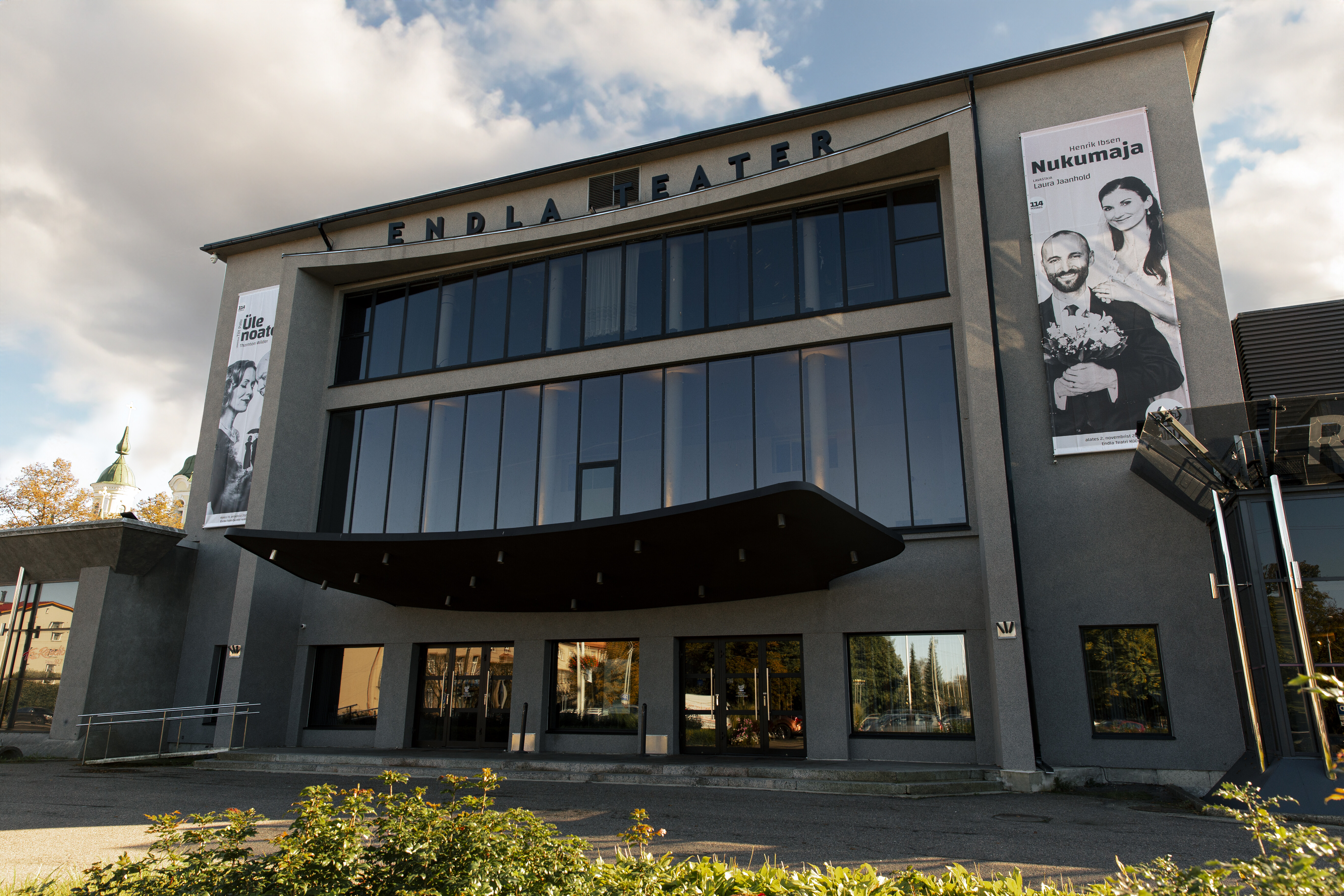 Teater Endla sissepääs