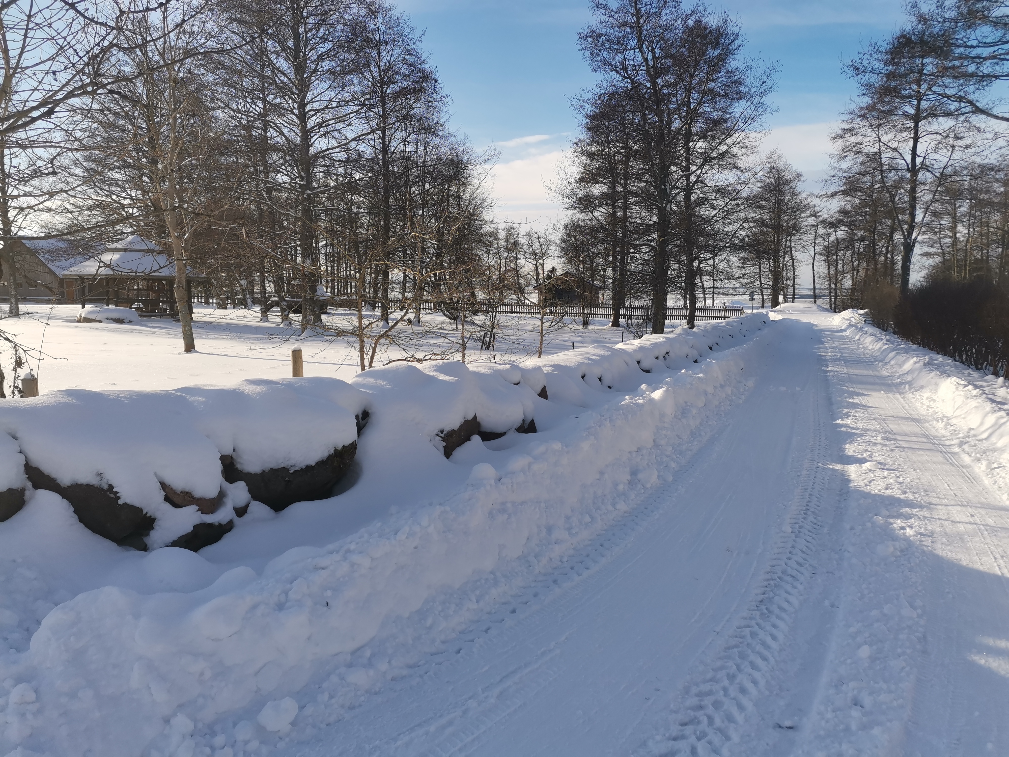 Leesikalda Puhkemaja, talvetee