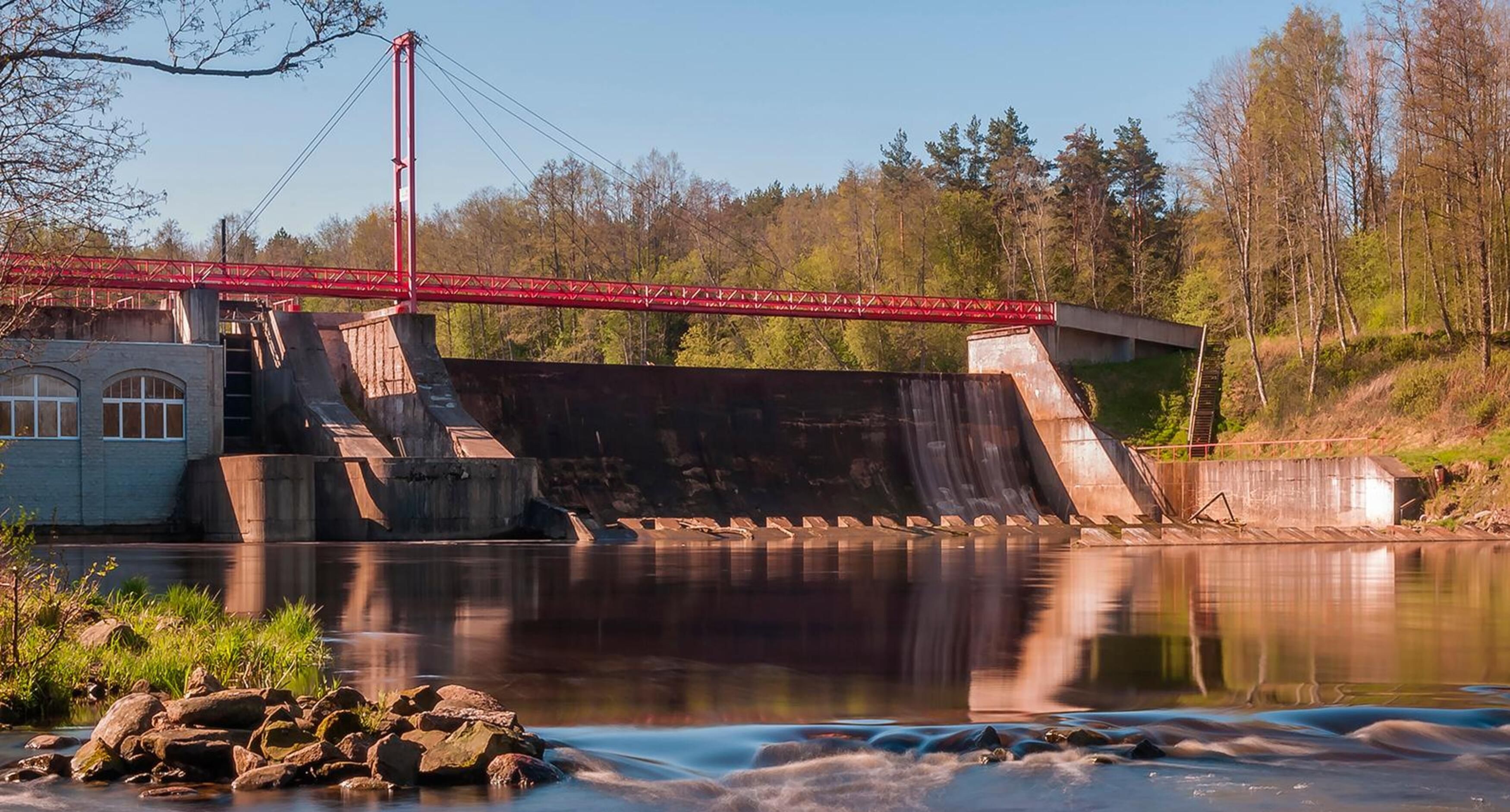 Linnamäe hydroelectric power plant