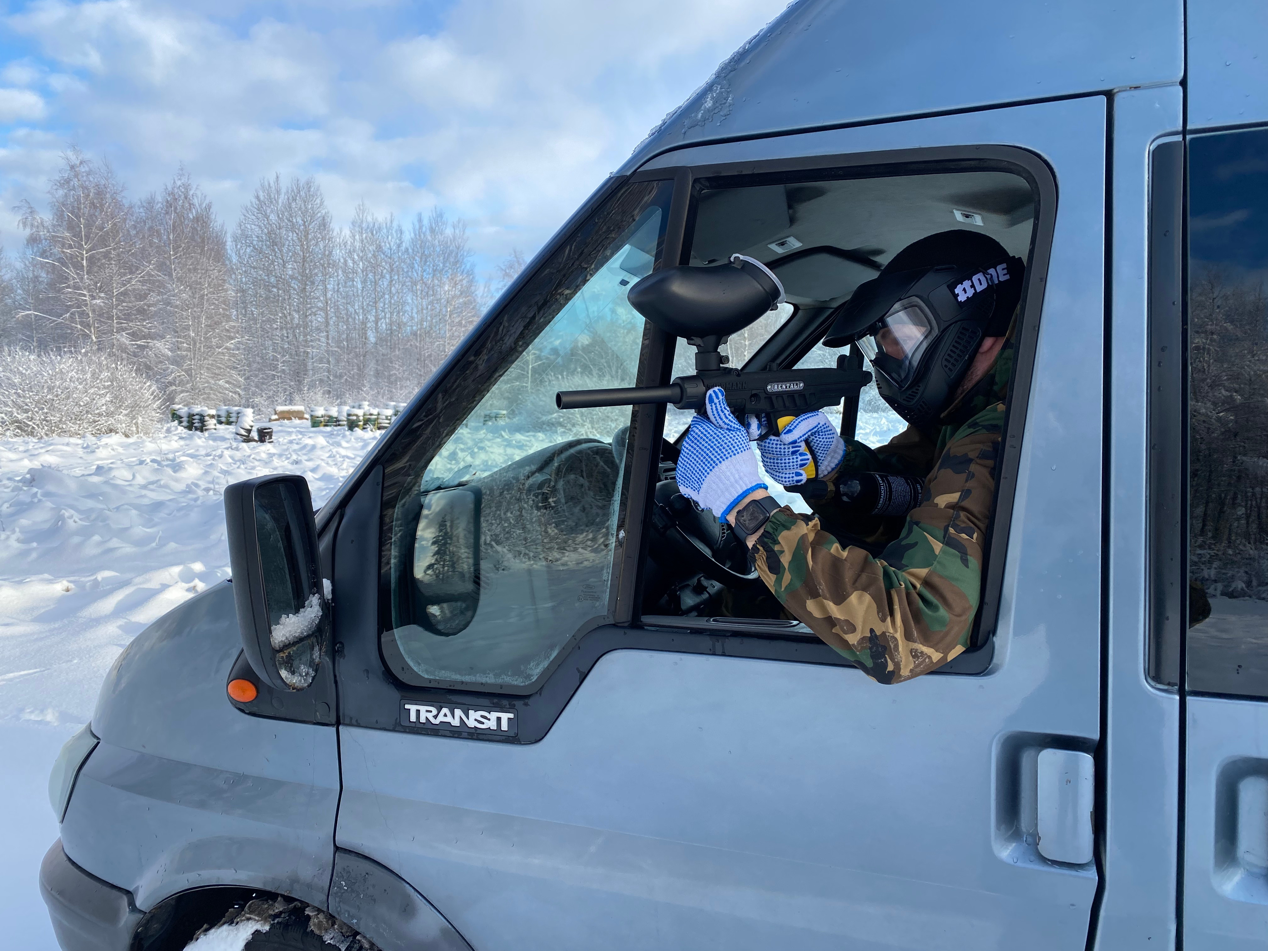 Attacking with a car in motor paintball