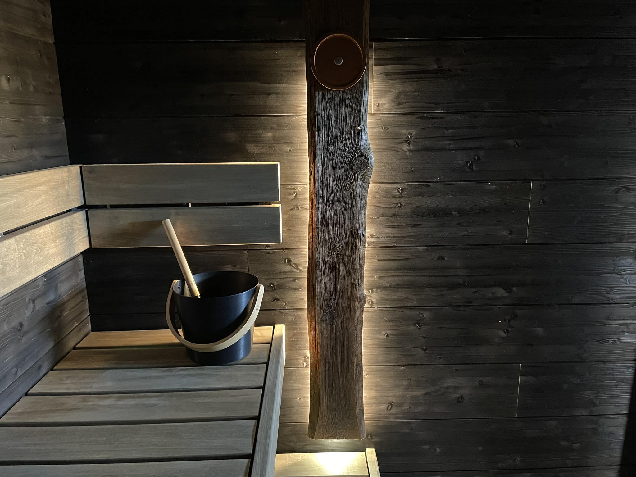 Small sauna steam room