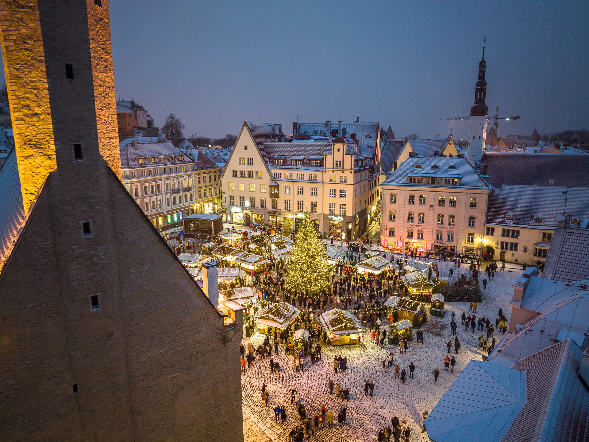 Uudenvuodenkonsertti ja valoesitys