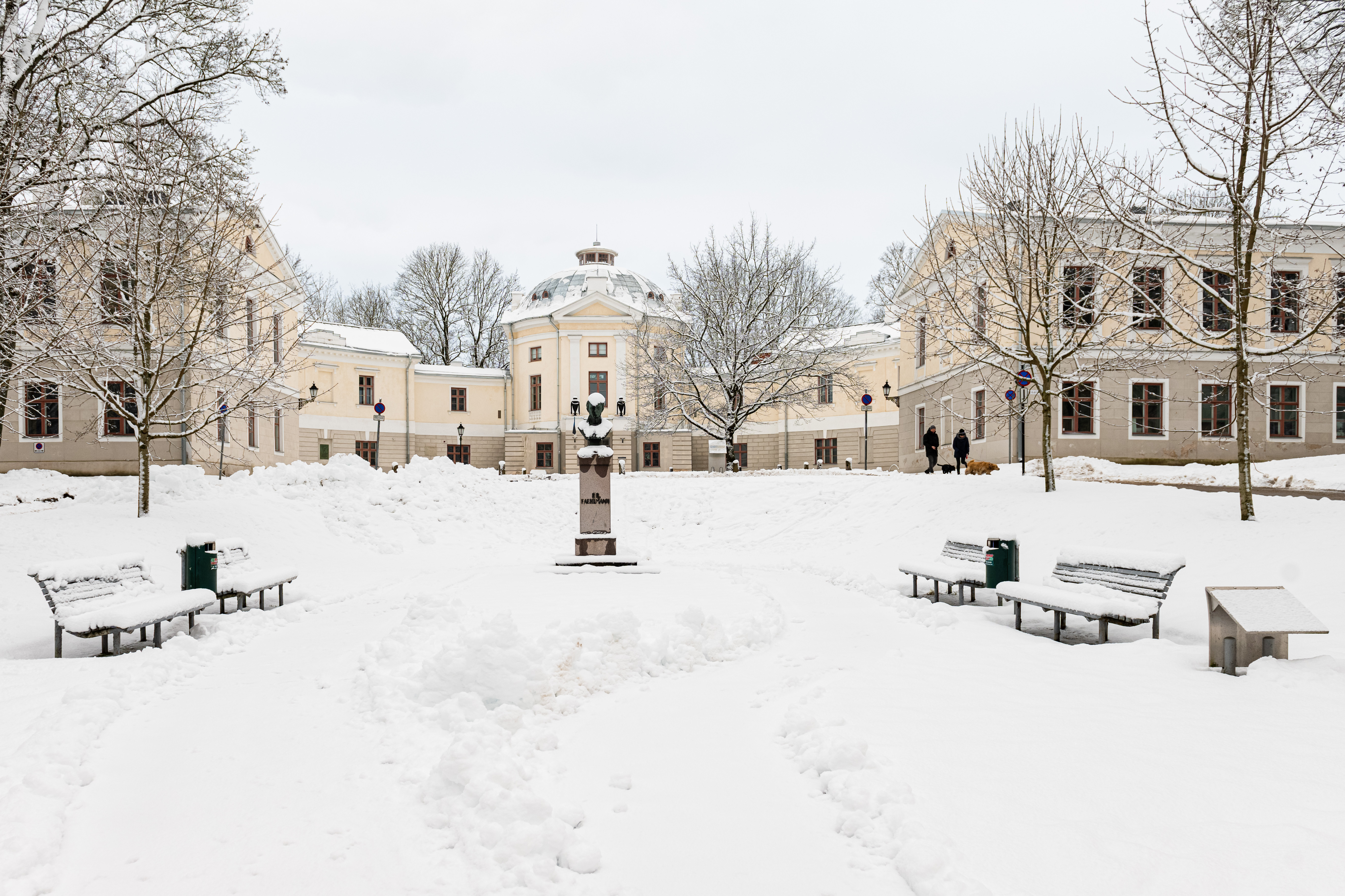 Ein Blick auf das alte anatomische Theater im Winter