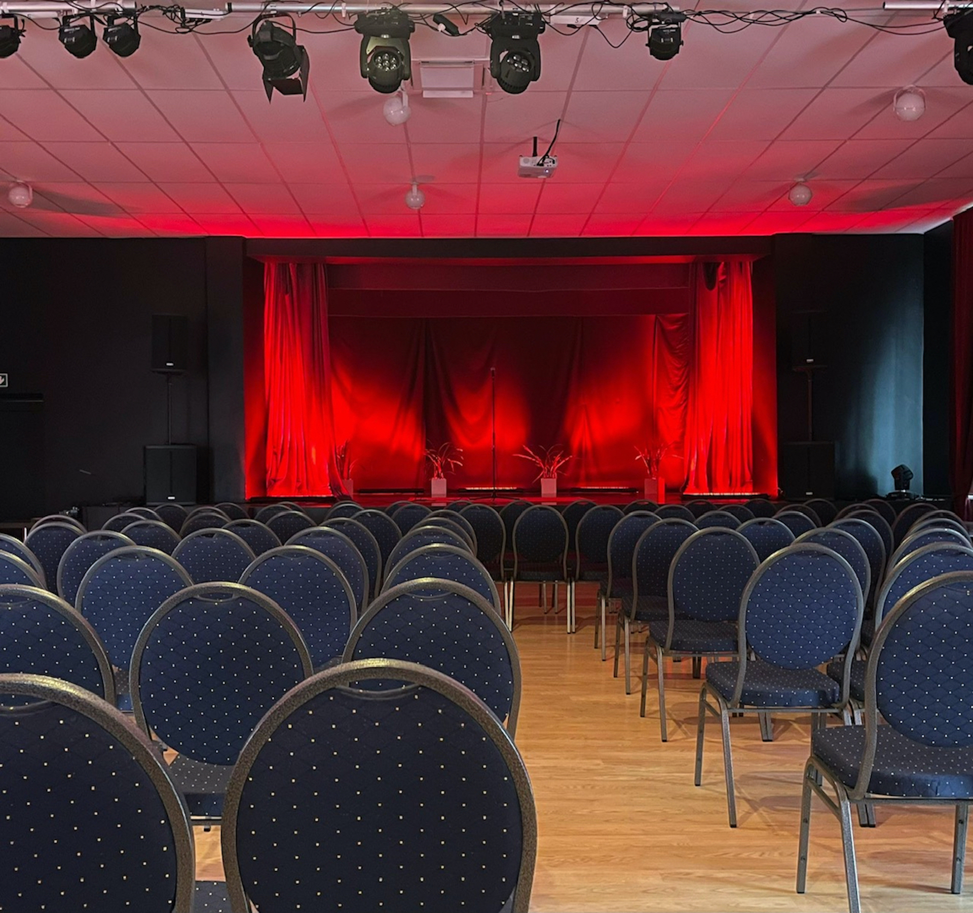 Theater-style layout in Haapsalu Fishermen's Club building