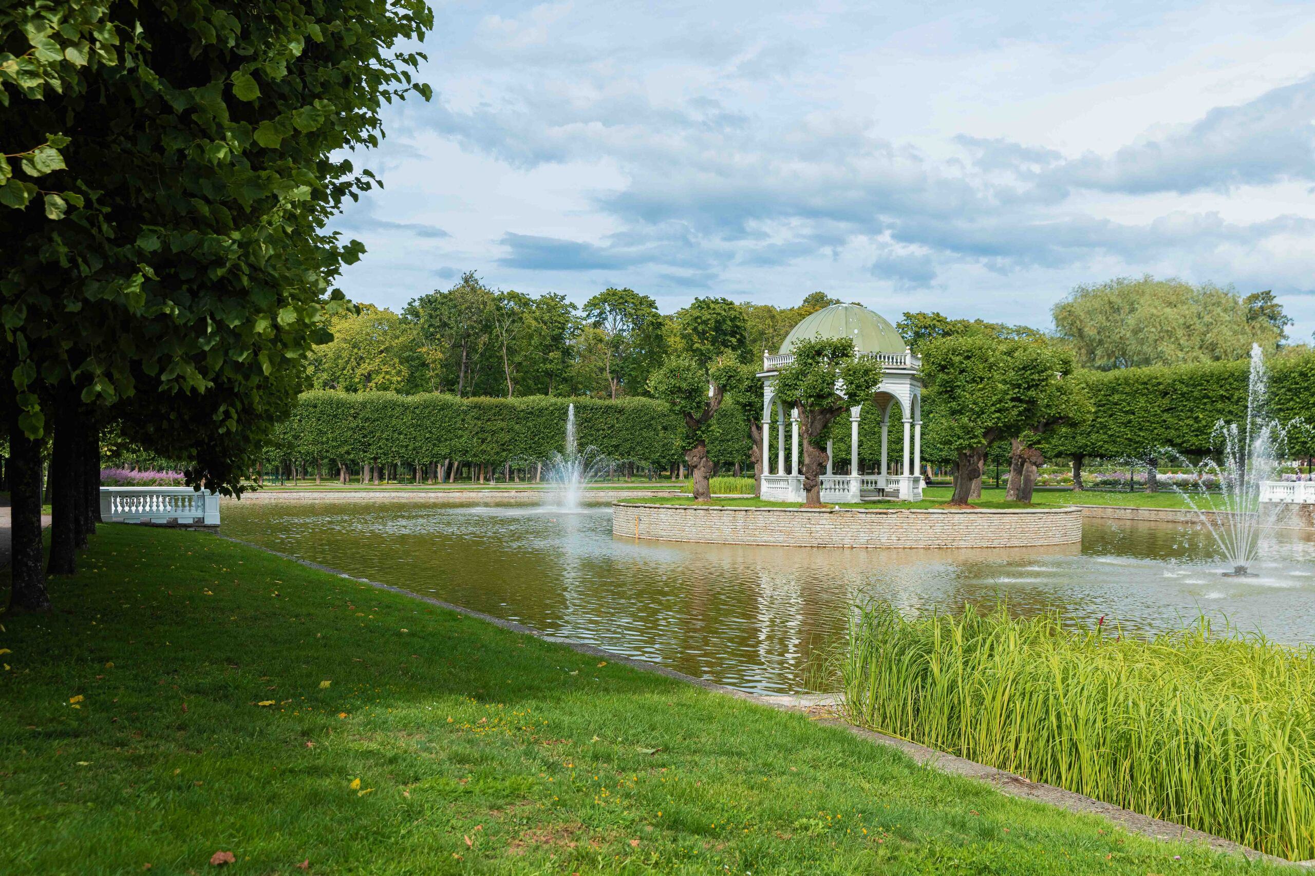 Hotelli ümbruses asuv Kadrioru park