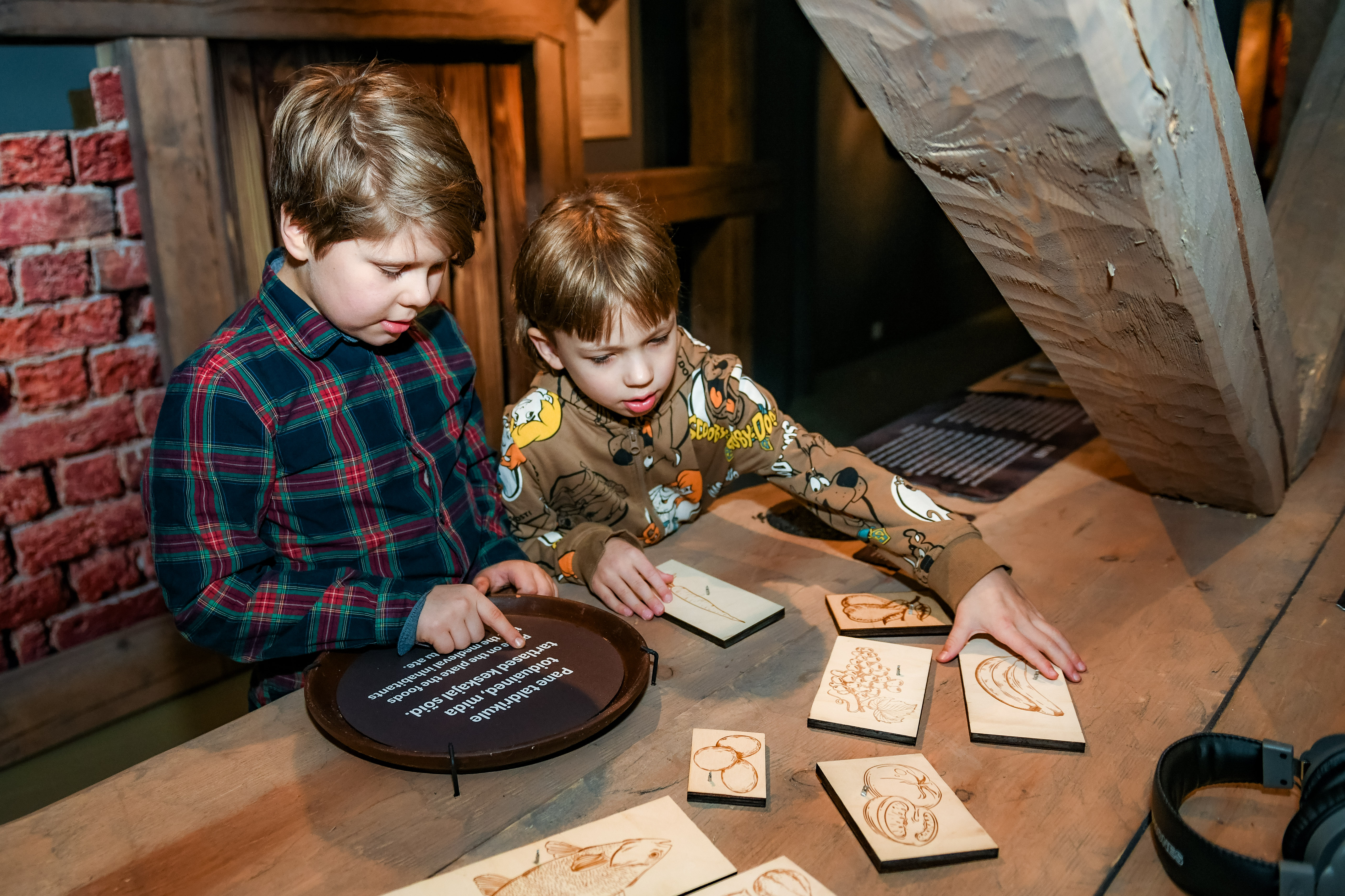 Tartu Ülikooli muuseum, näitus "Nähtamatu Tartu. 800 aastat