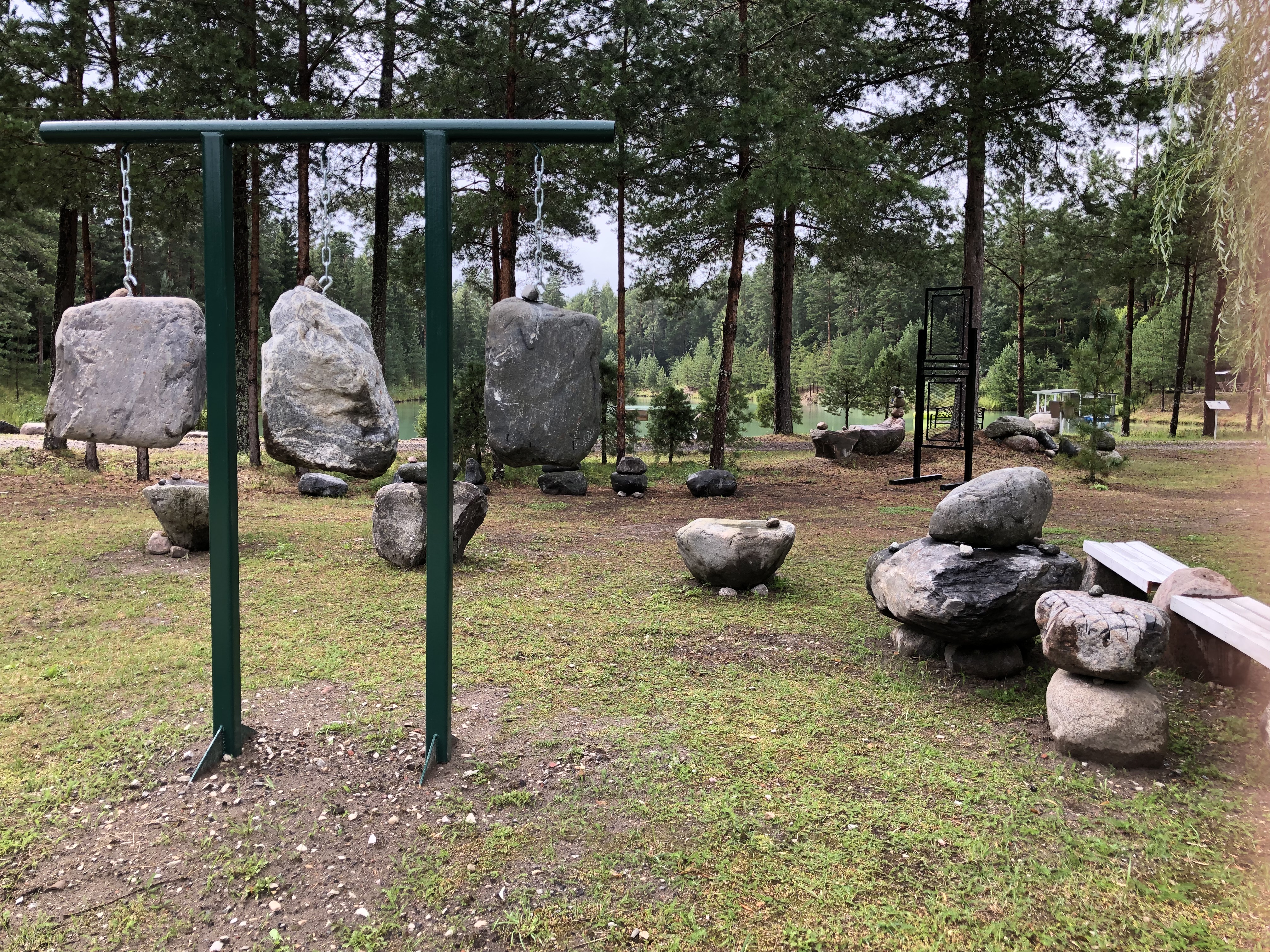 "Toonika", Tiina Ojaste Kivi-installatsioonide õuegalerii