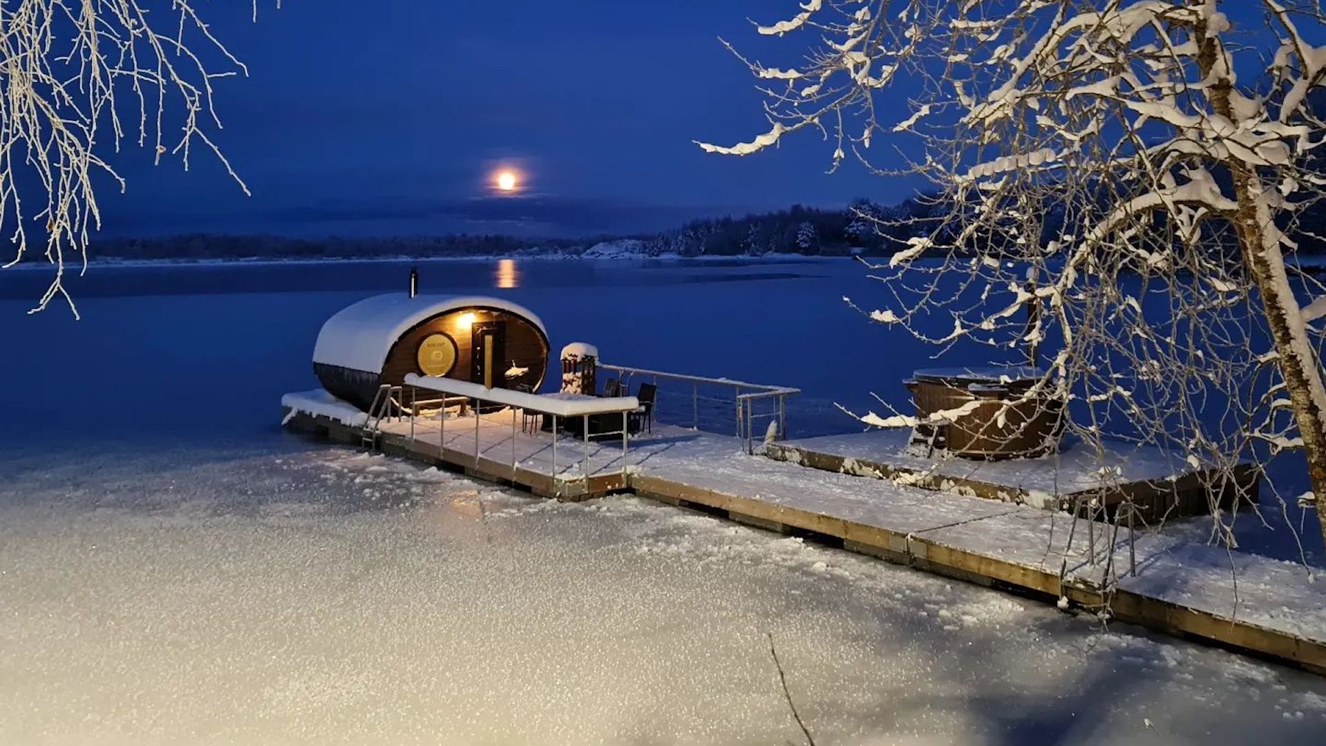 Paekalda Puhkekeskuse parvsaun "Puravik" talvel