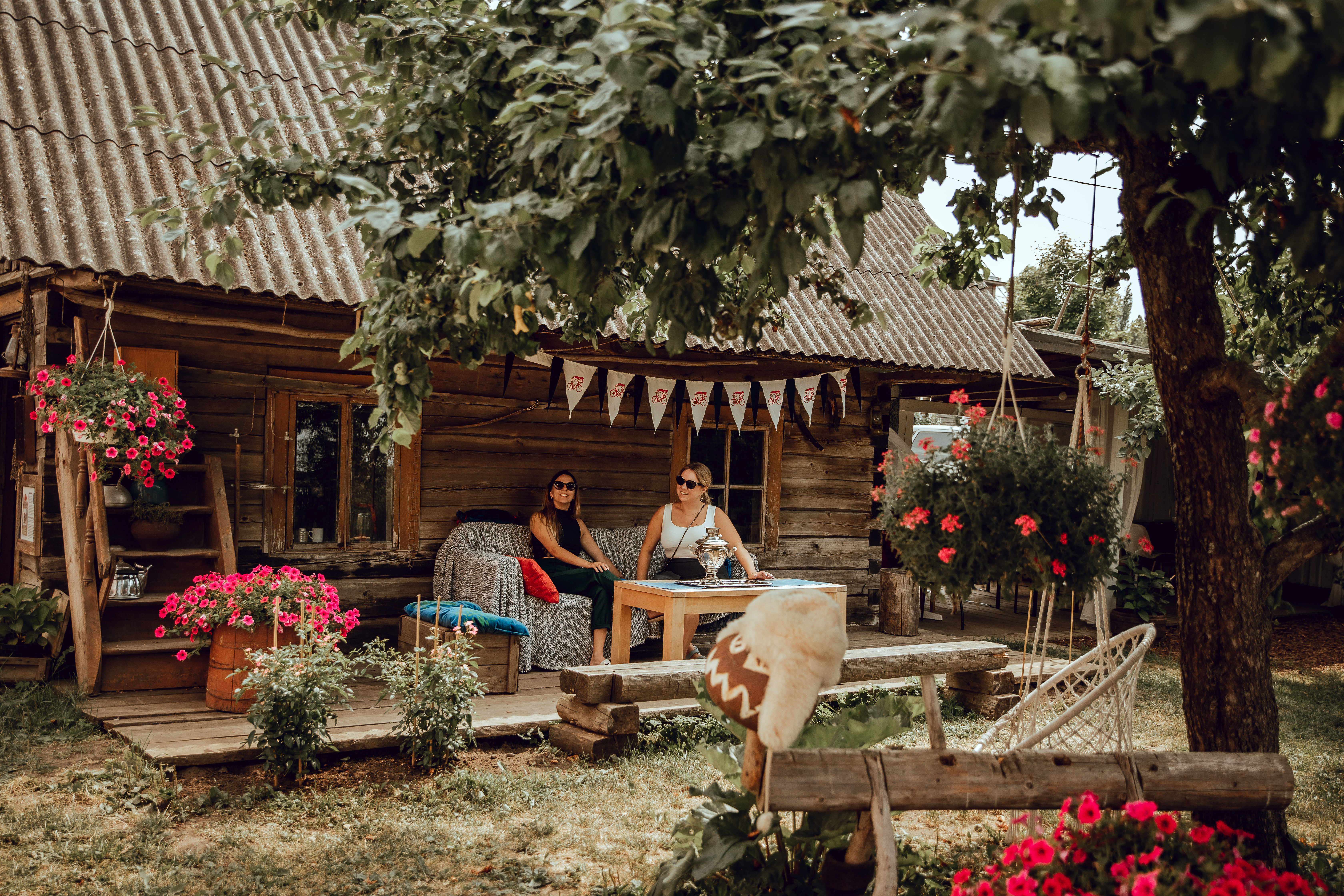 The courtyard of the Peipsimaa Heritage Center in summer