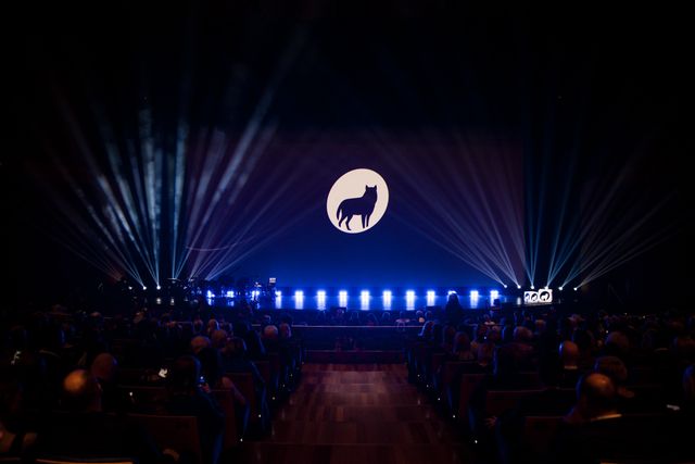 PÖFF ist eines der größten Filmfestivals in Nordeuropa, das jeden November die frischesten und aufregendsten Stücke des Weltkinos zusammen mit interna