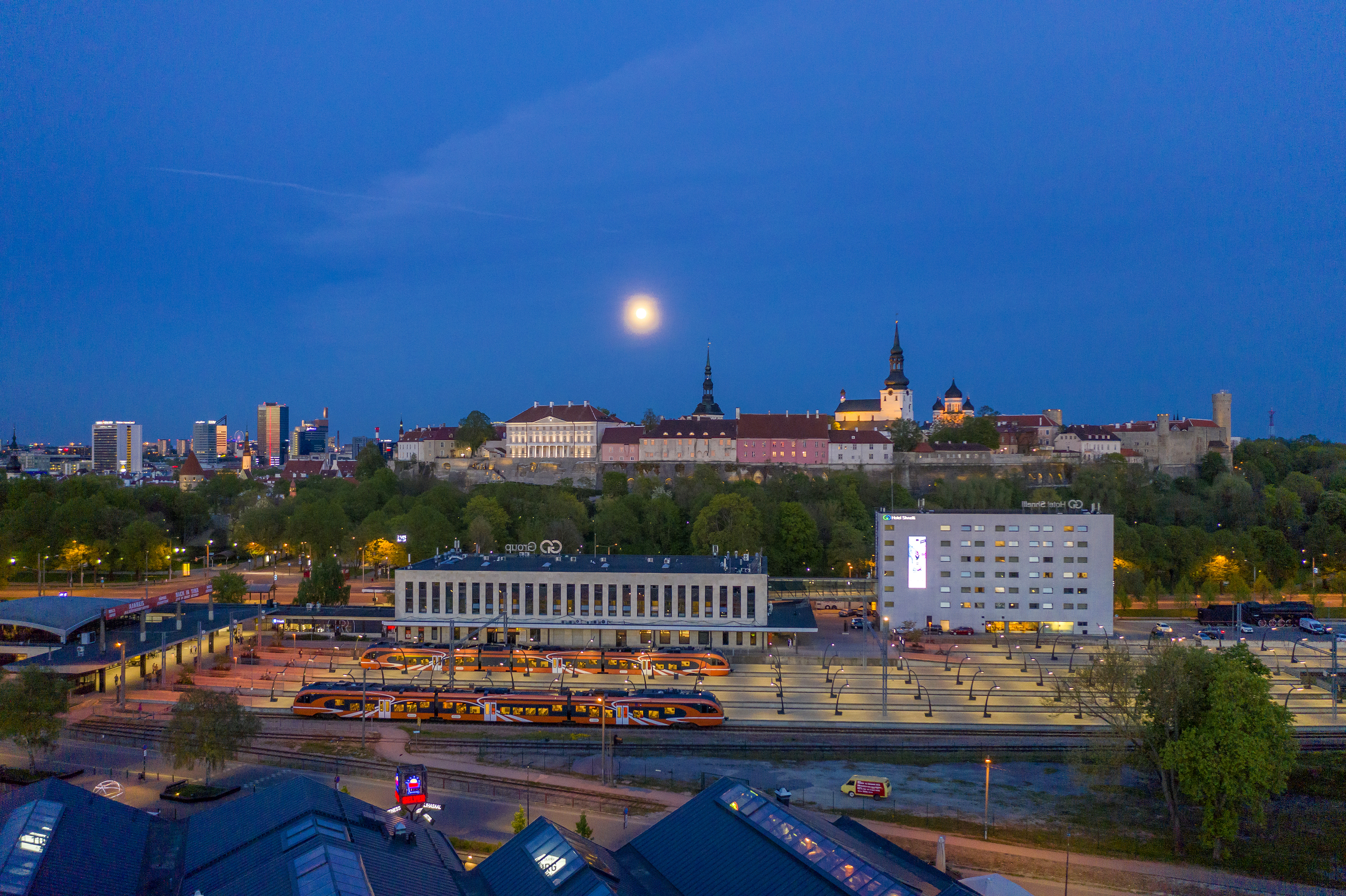 Go Hotel Shnelli, Tallinn välivaade