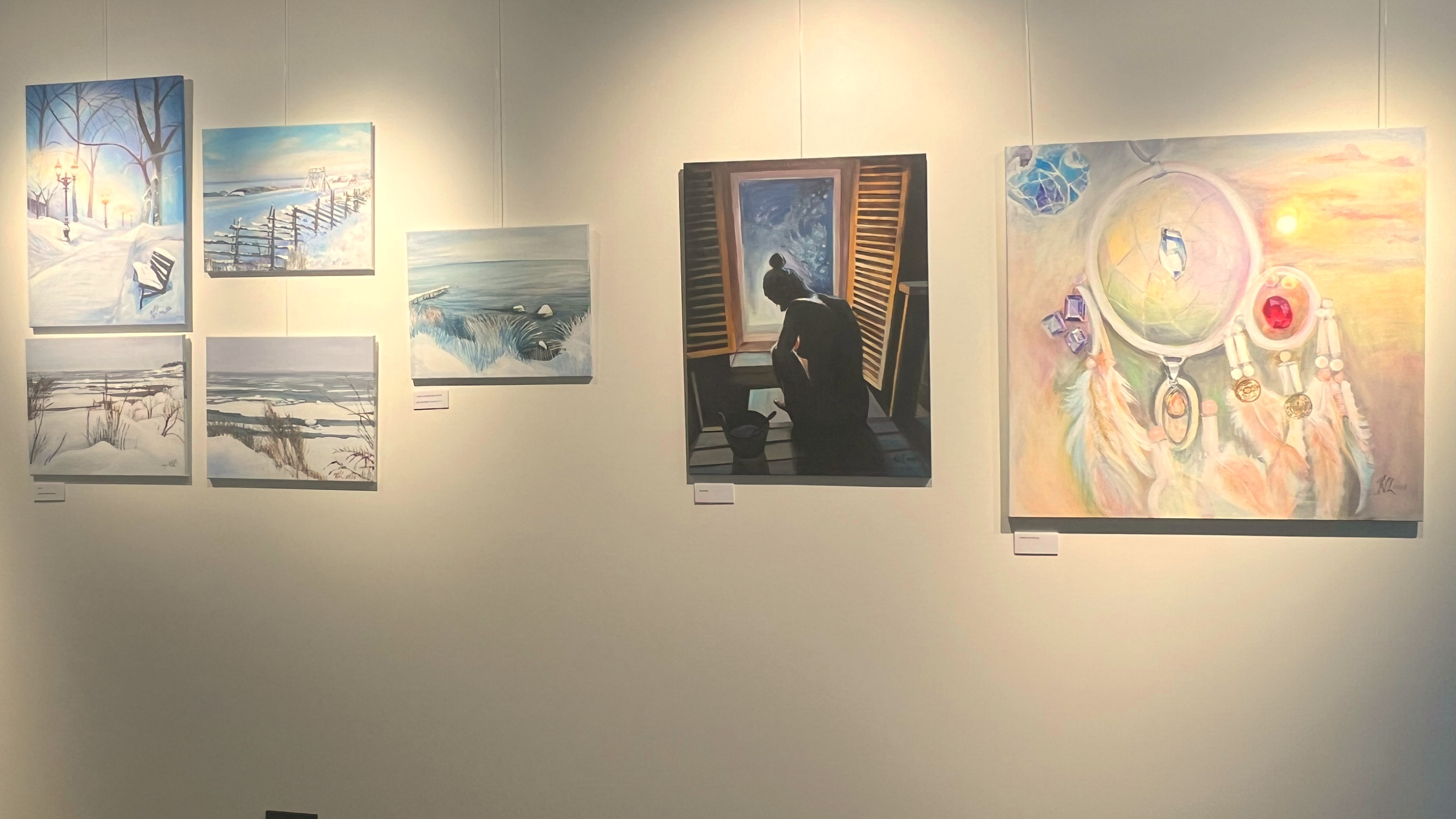 Studijas galerijas K28 izstāde "Krāsu pasaule"