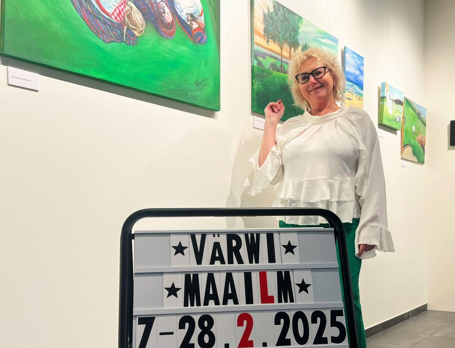 Studijas galerijas K28 izstāde "Krāsu pasaule"