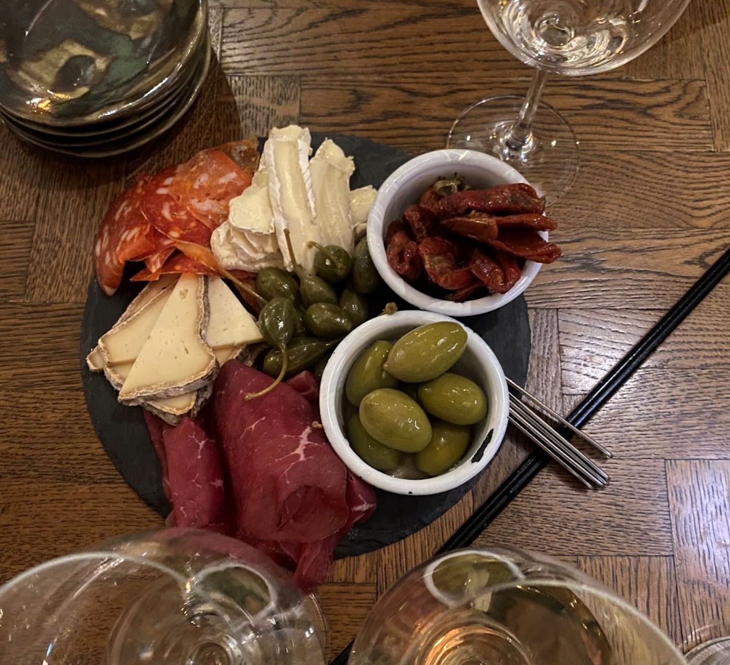 Vint Weinbar & Tapas