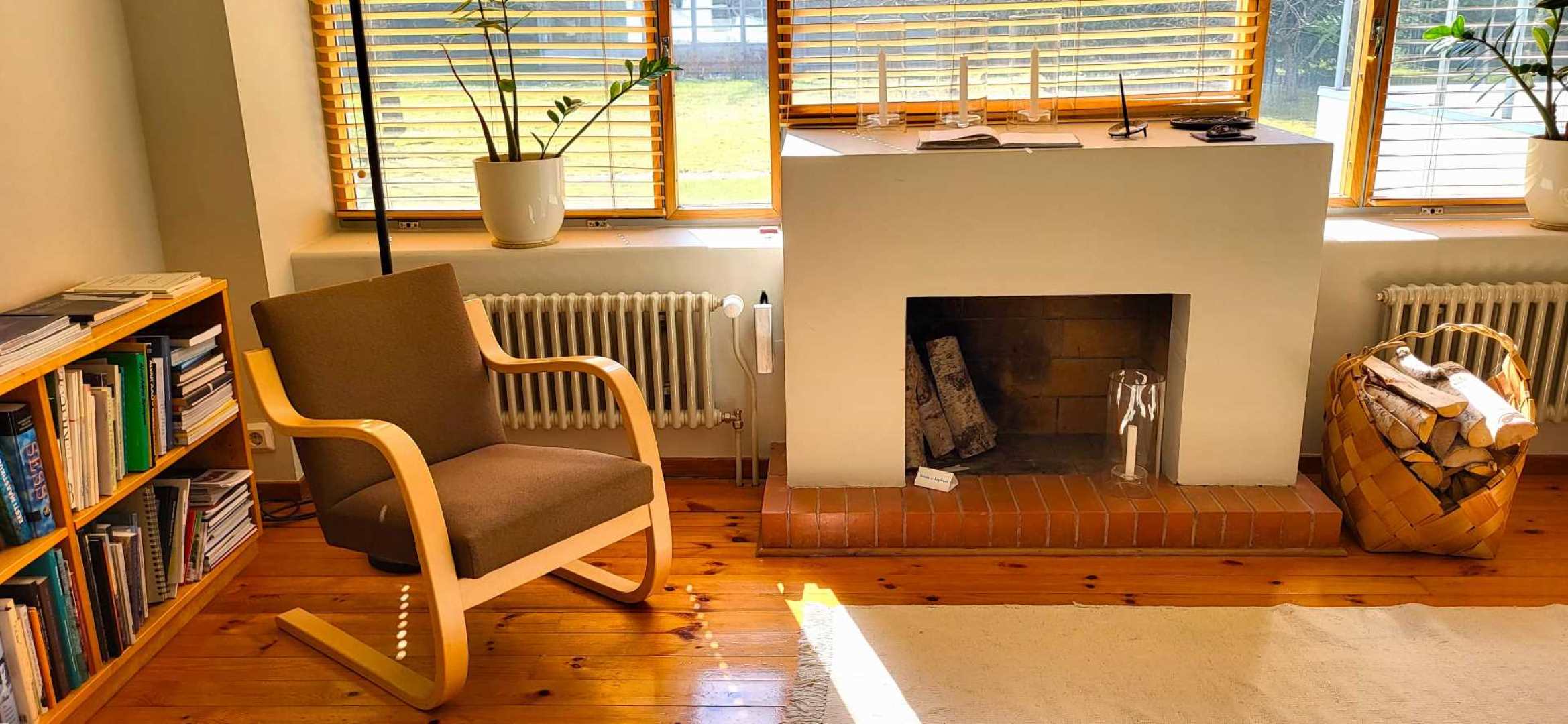 Alvar Aalto maja kaminaga puhketuba