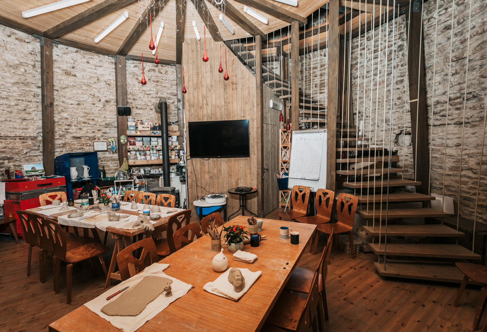 Ajaveski esimene korrus