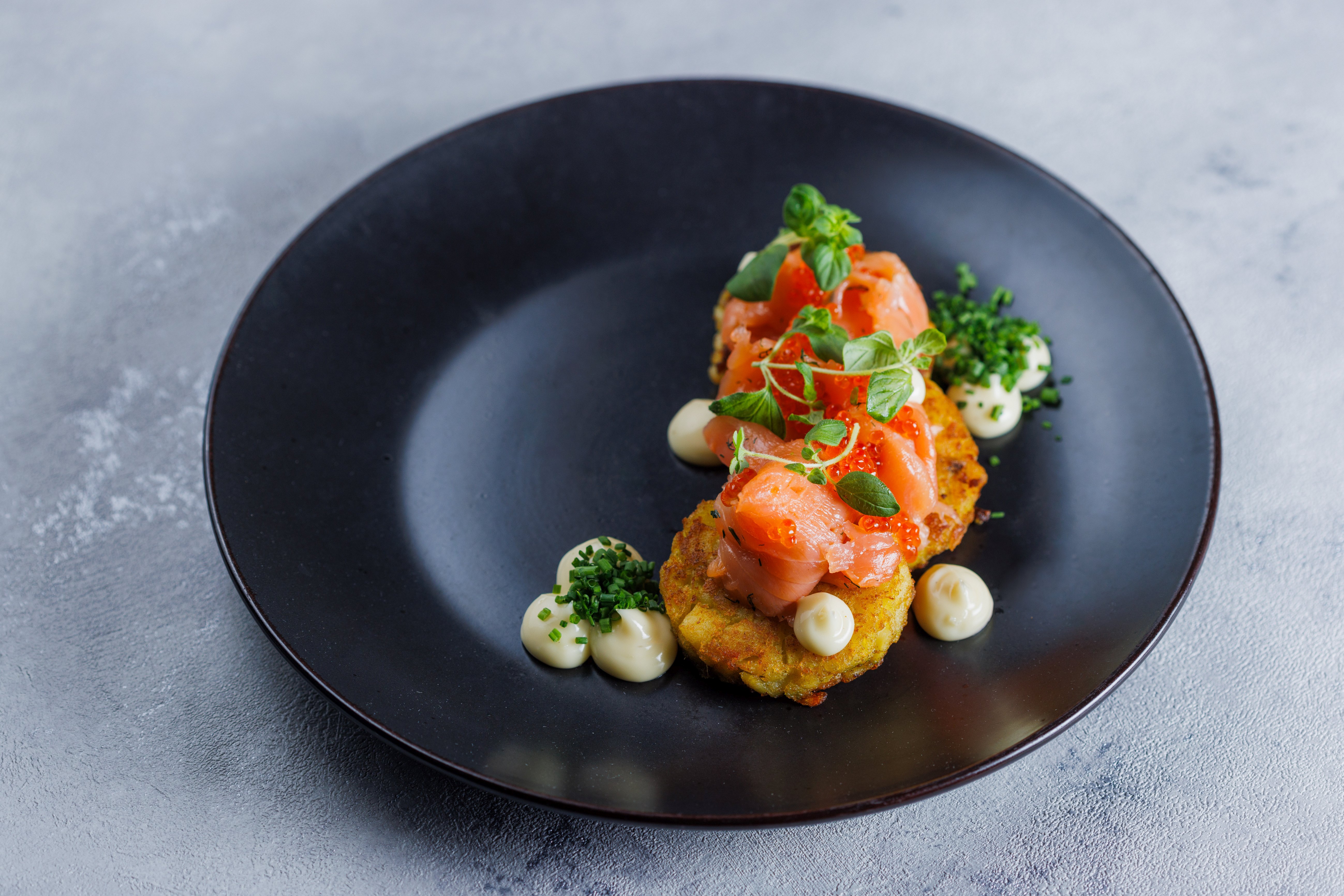 Perunakroketti Herba-kahvilassa