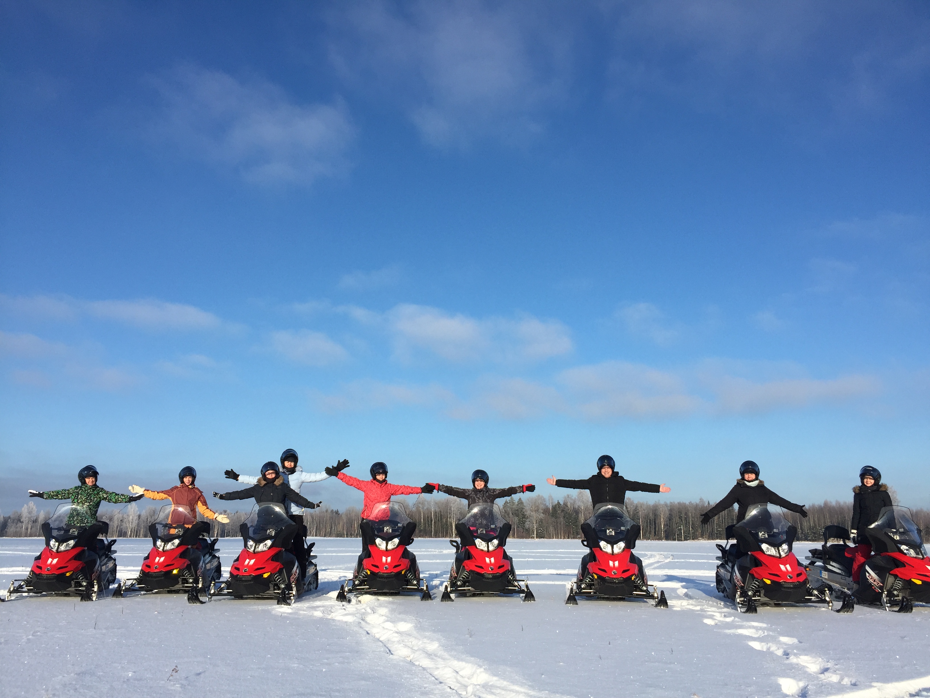 Motorsled excursions at Toosikannu Holiday Centre