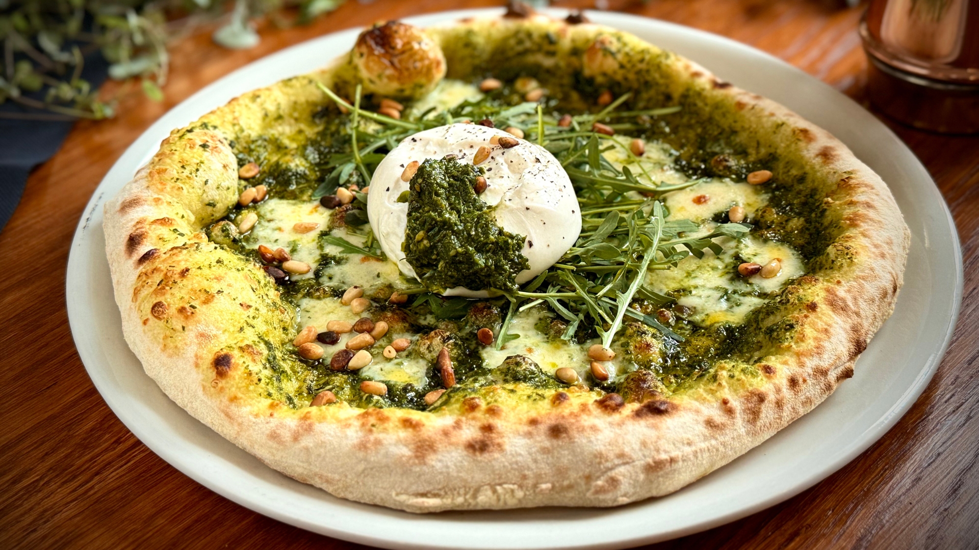 Burrata pizza