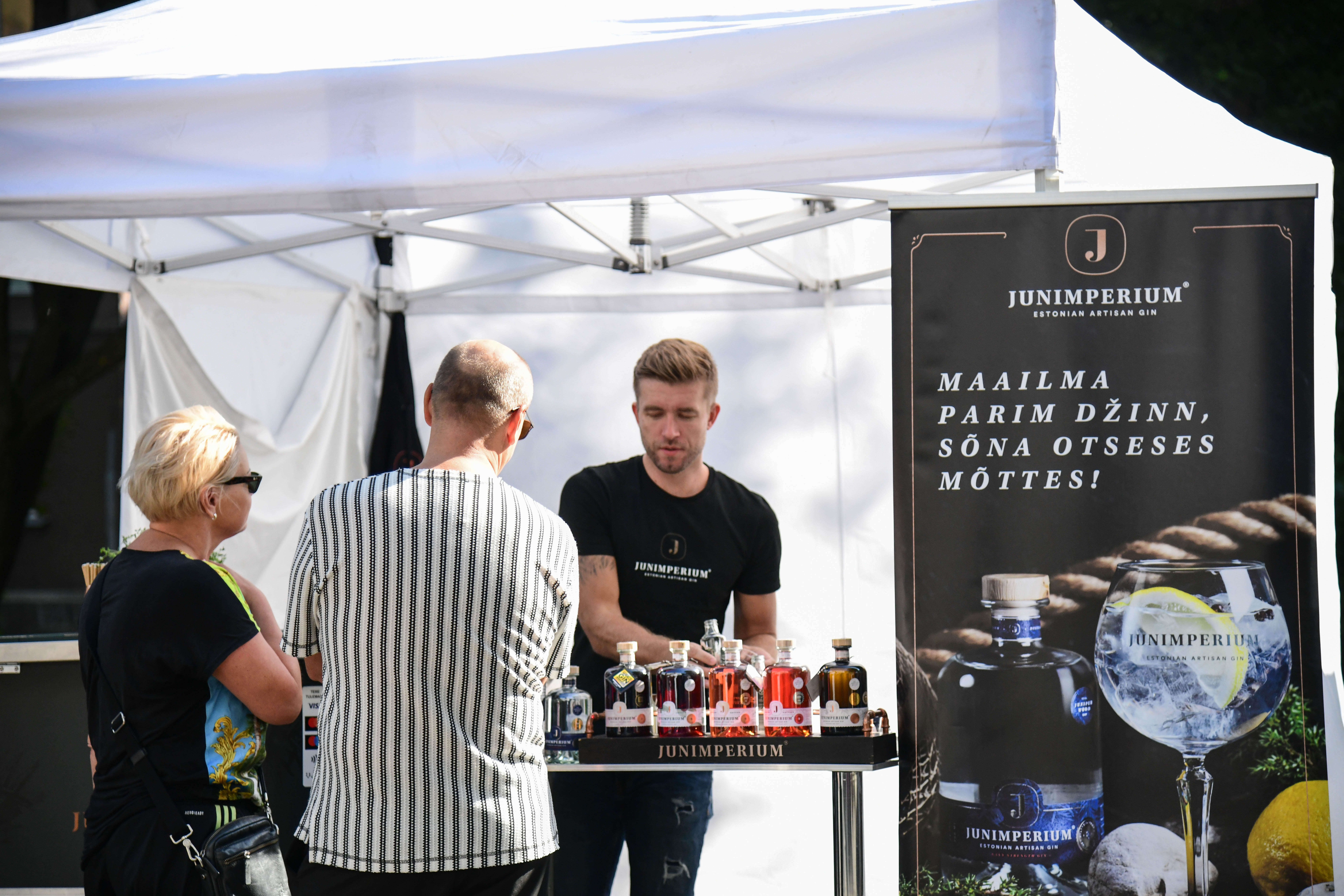 Džina kokteiļi festivālā