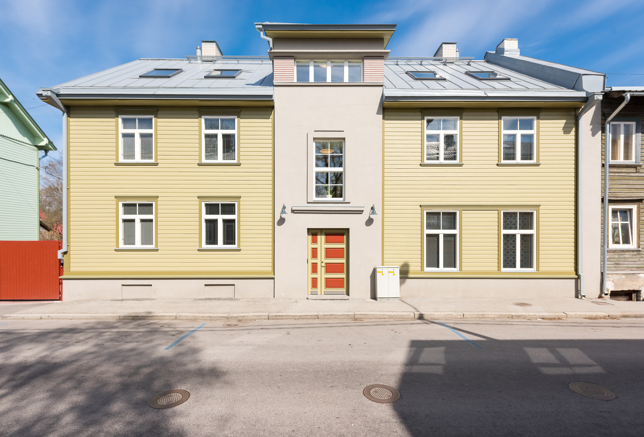 Vorderseite des Hauses