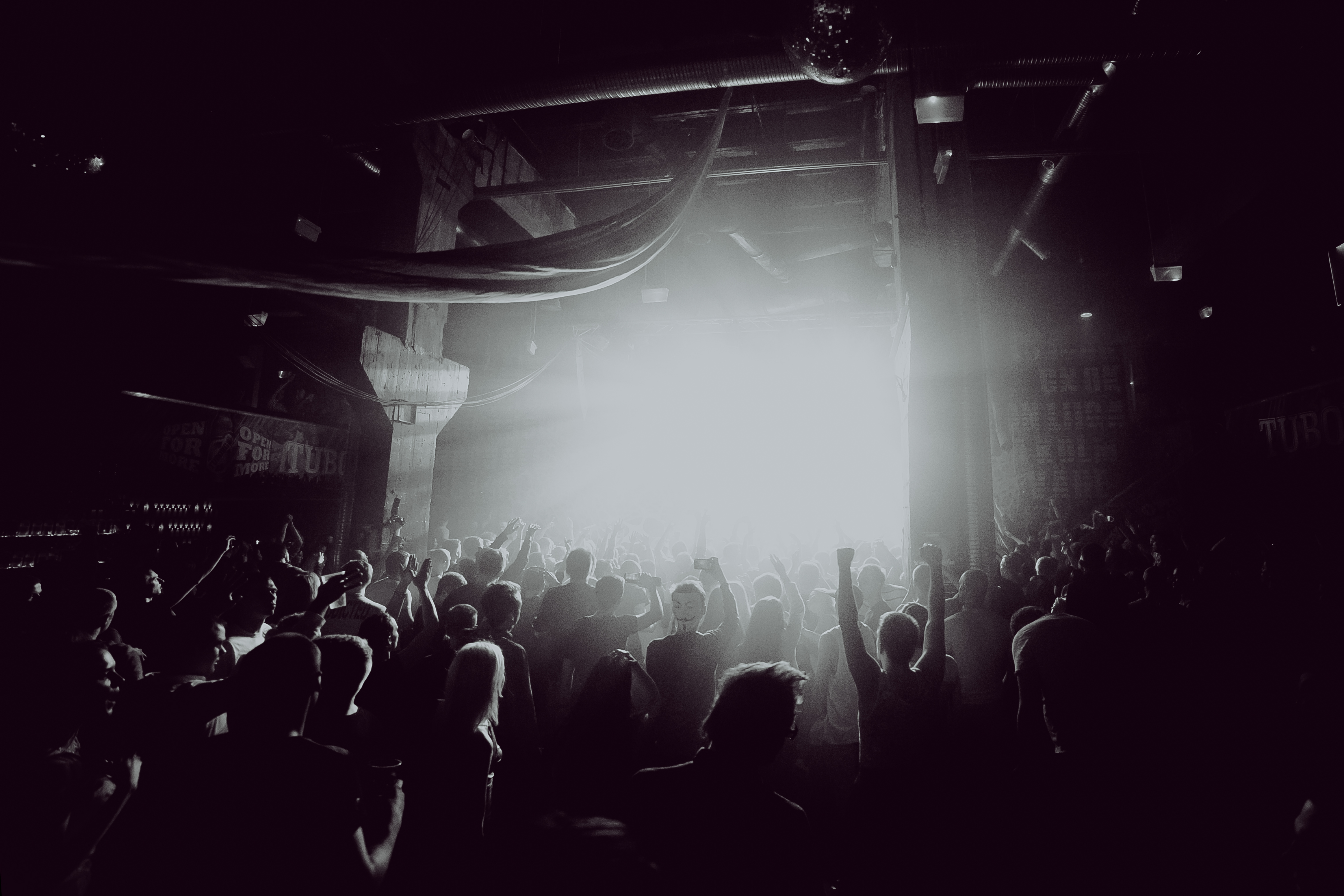 People dancing at Helitehas in Tallinn