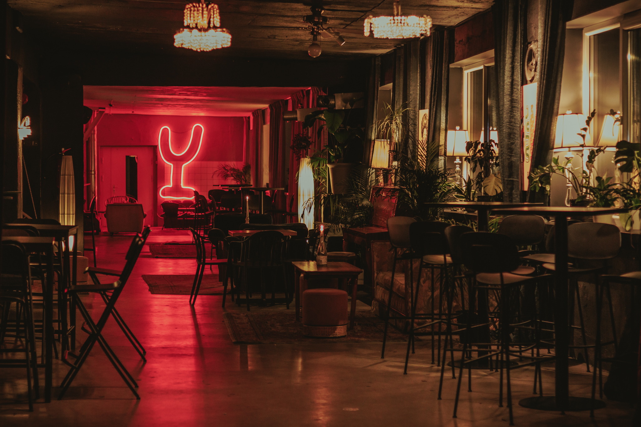SUHE Bar und Veranstaltungsort, Obergeschoss