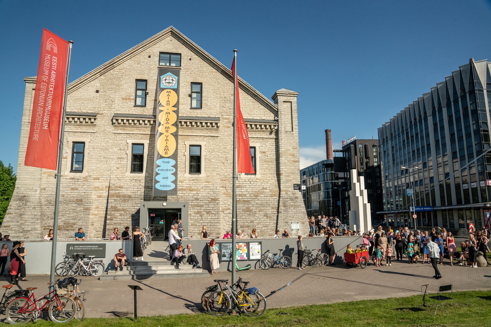 Das Estnische Architekturmuseum ist ein beliebter Treffpunkt