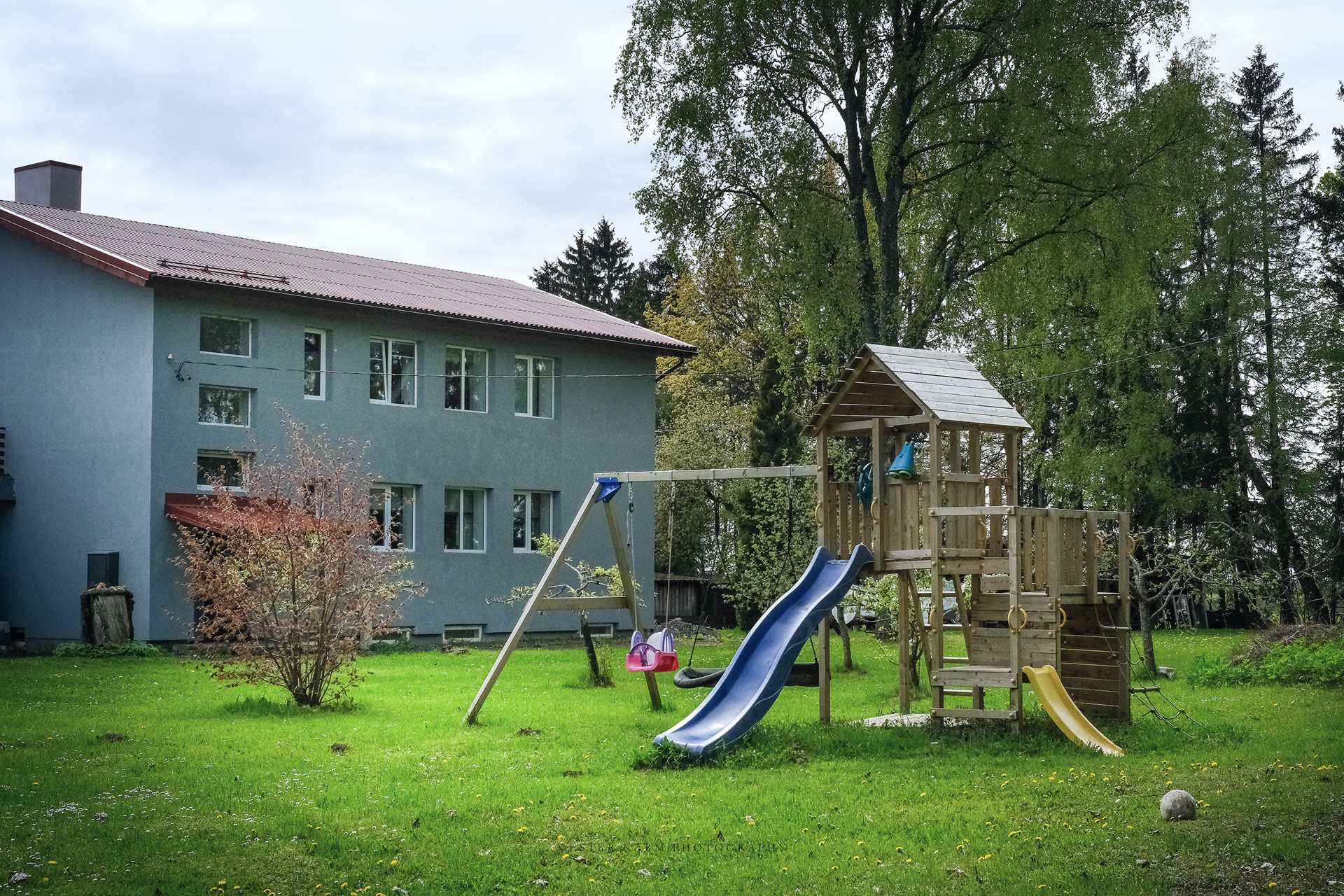 Pinska Külalistemaja mänguväljak