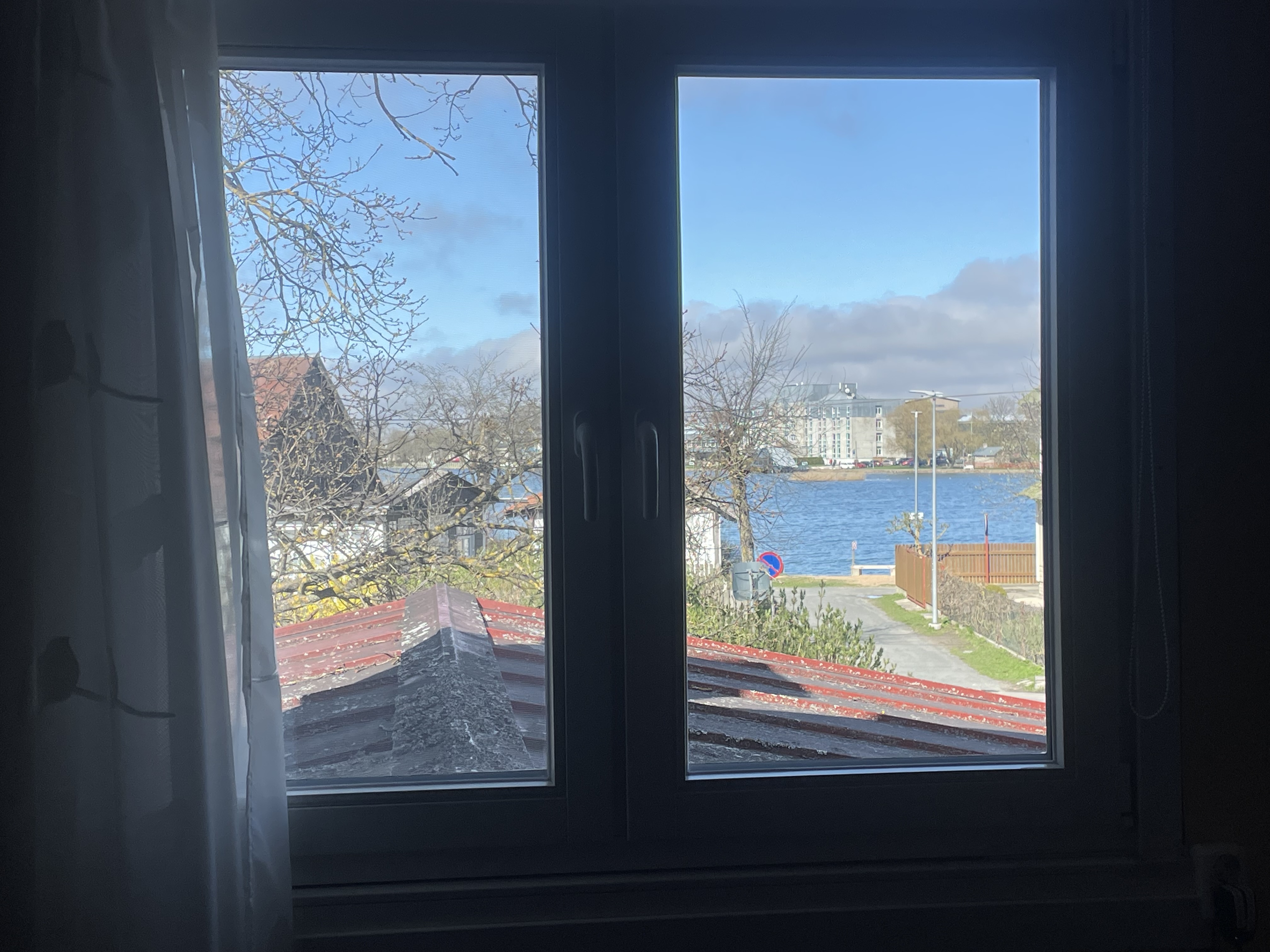 Vaade aknast Väiksele viigile