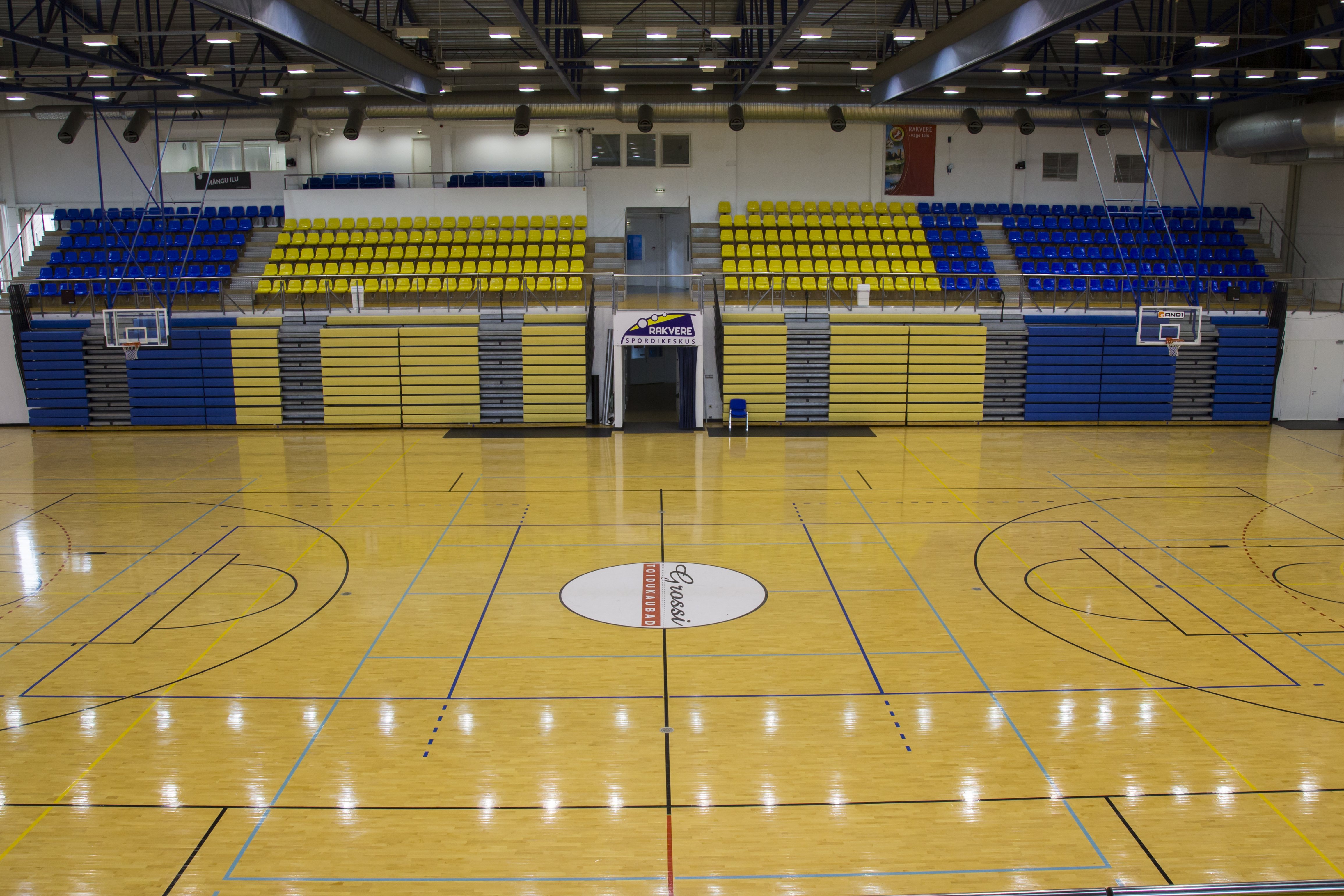 Rakvere Spordihalli palliplatsi areen