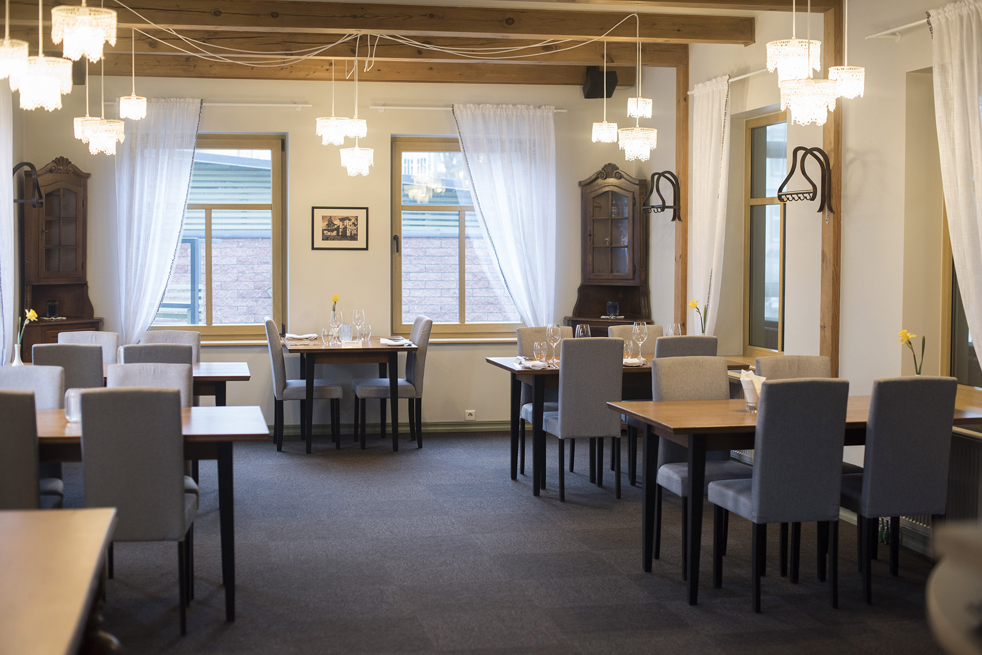The first hall of the restaurant