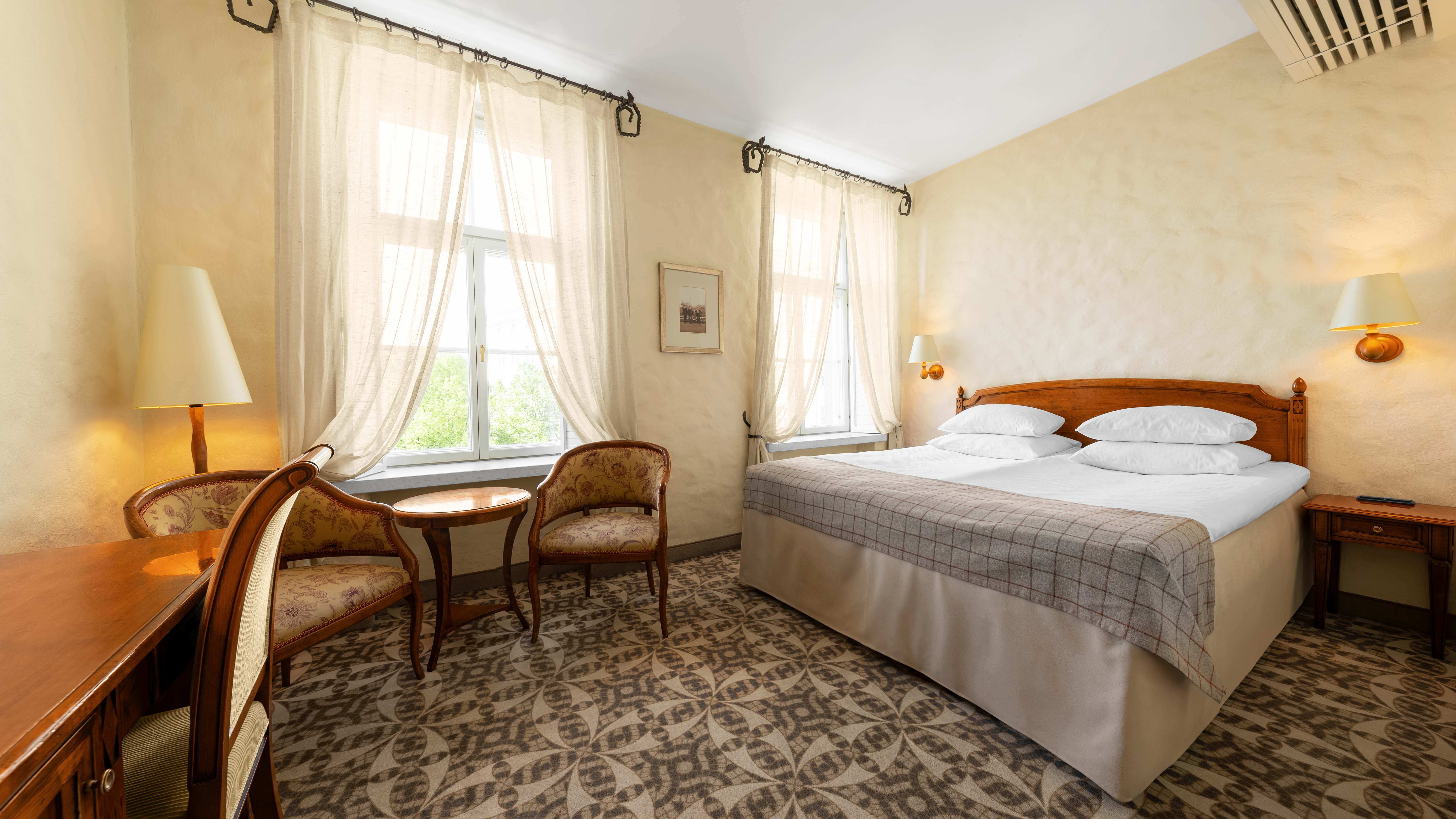 Room 1