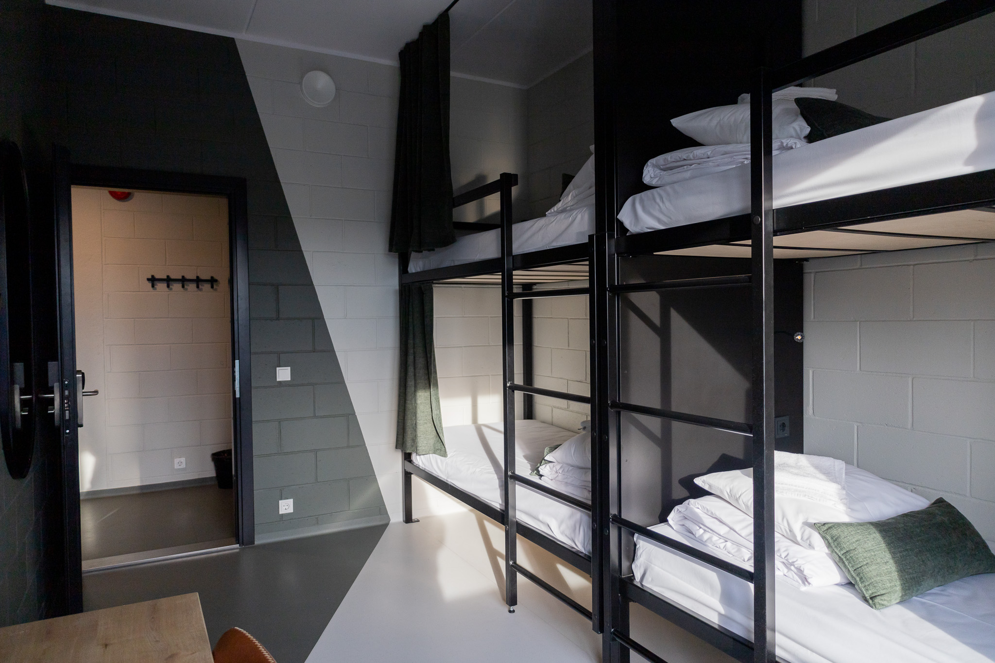 Ring SPA Hostel neljainimesetuba jagatud pesuruumi ja WC-ga